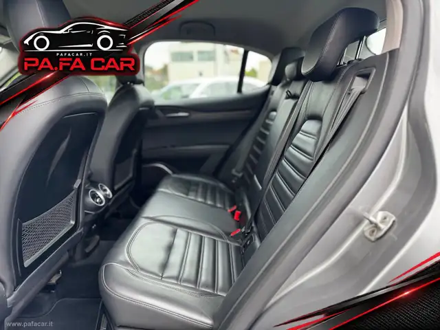 Alfa Romeo Stelvio view 24