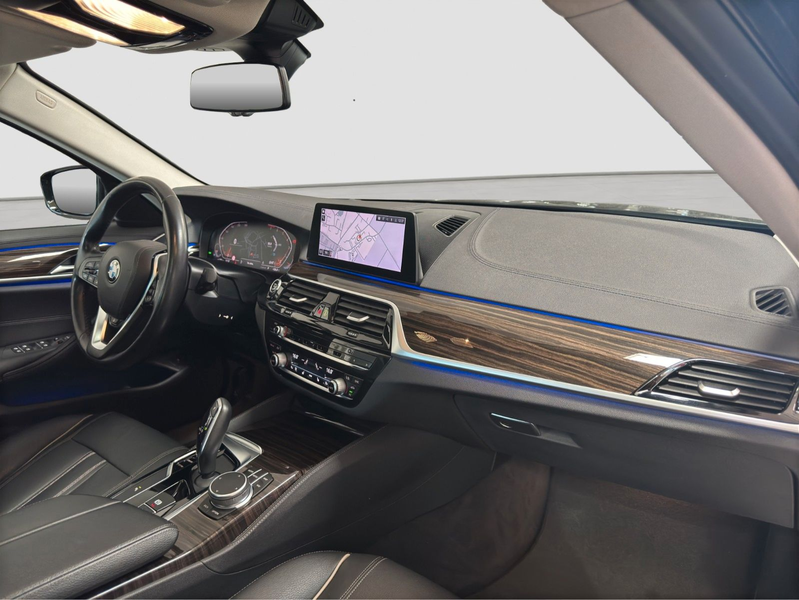 BMW 540 i Luxury LC.PRO STANDH ACC GLASDACH HUD KAMER — photo 10