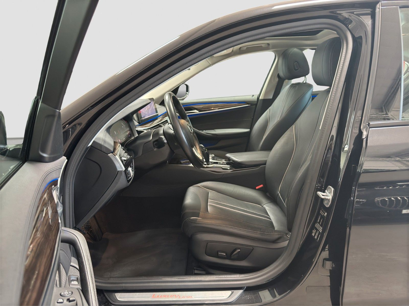 BMW 540 i Luxury LC.PRO STANDH ACC GLASDACH HUD KAMER — photo 15