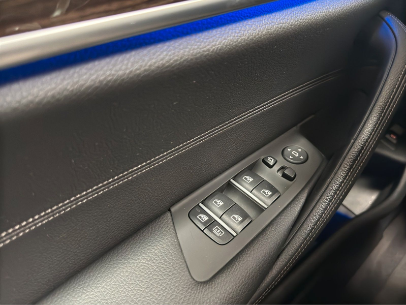 BMW 540 i Luxury LC.PRO STANDH ACC GLASDACH HUD KAMER — photo 14