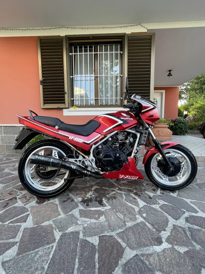 Honda VF 400 - 1