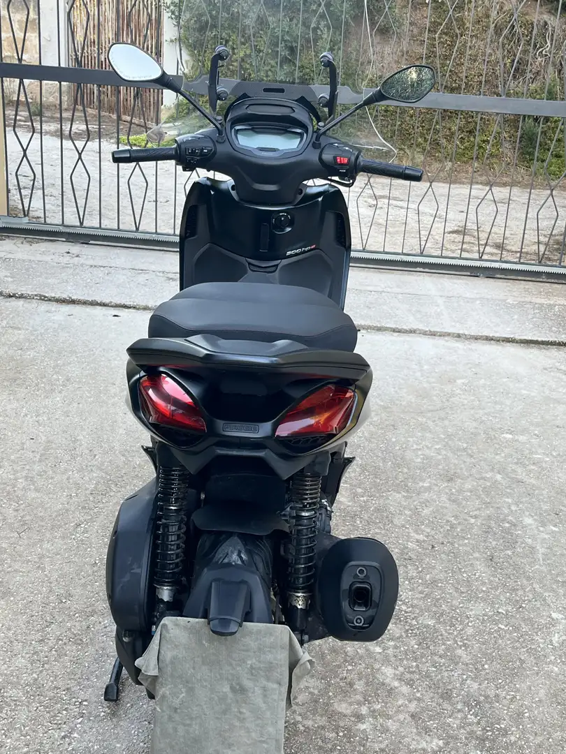 Piaggio Beverly 300 sport - 2