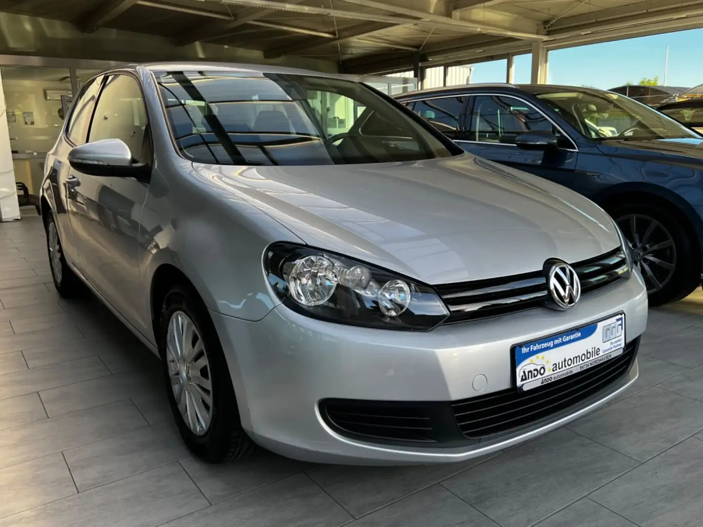 Volkswagen Golf VI 1.6 Trendline Automatik 3-Türig Klima Argento - 2
