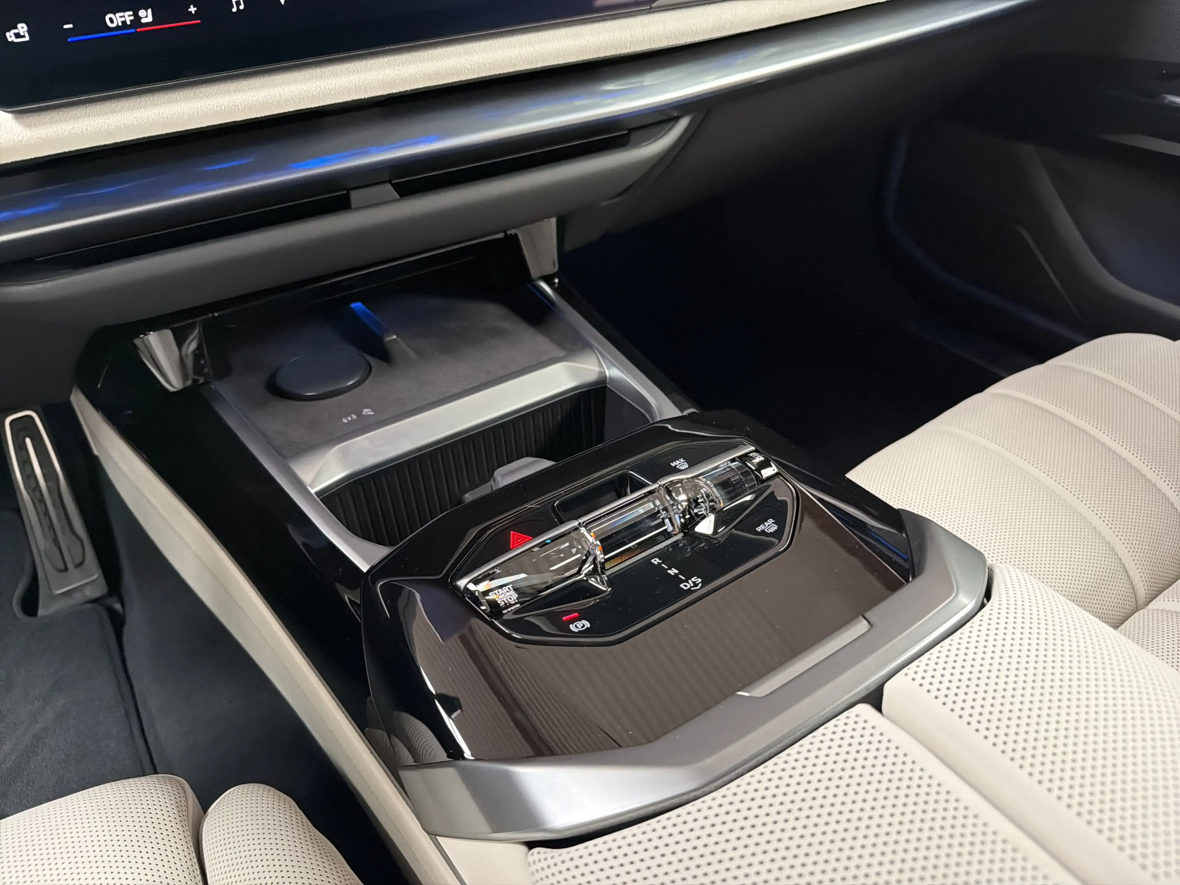 BMW 740 xDrive M Sport Pro|AHK|Autobahn&City-Ass. — photo 12