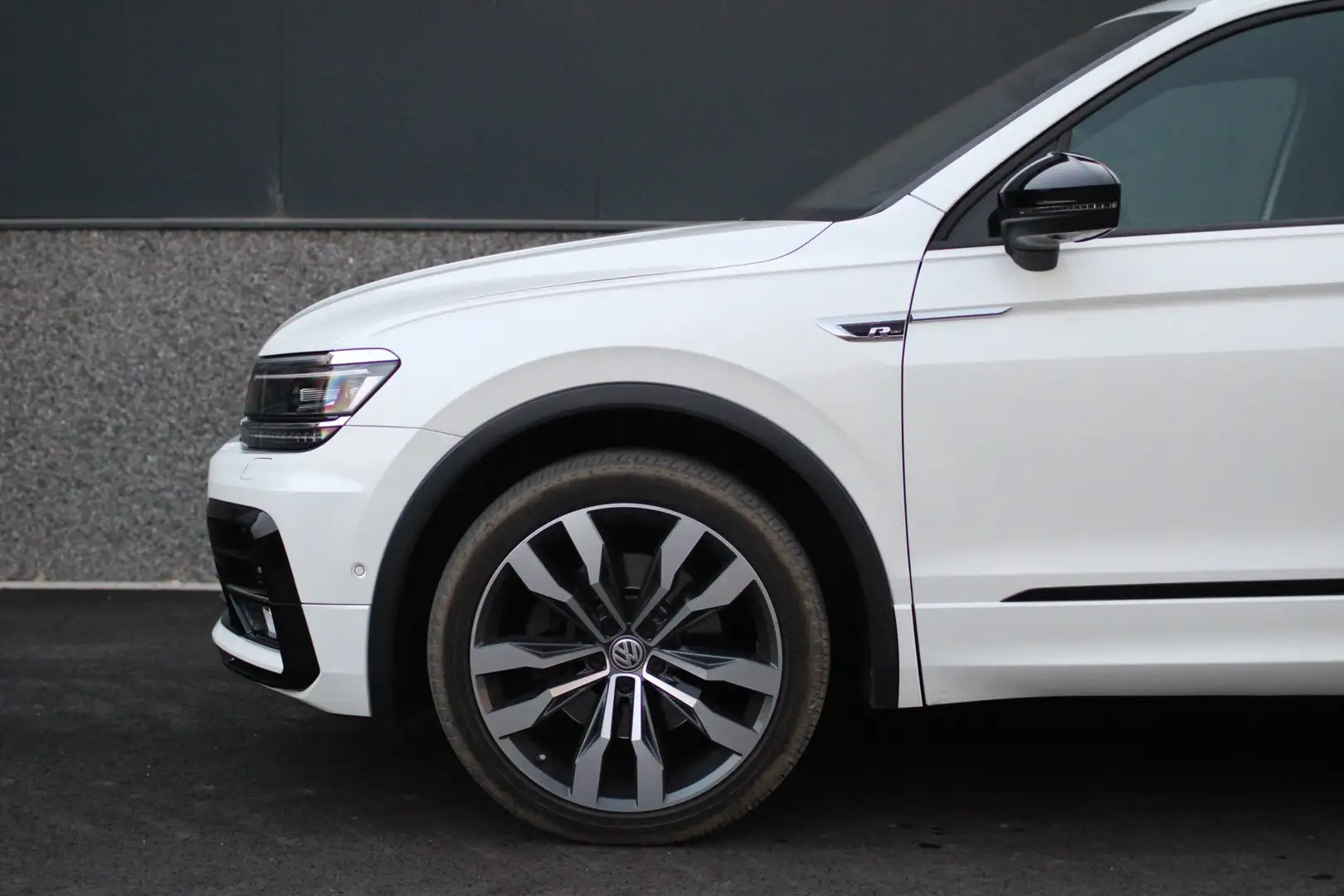Volkswagen Tiguan 2.0 TSI 4Motion DSG OPF Offroad Blanc - 2