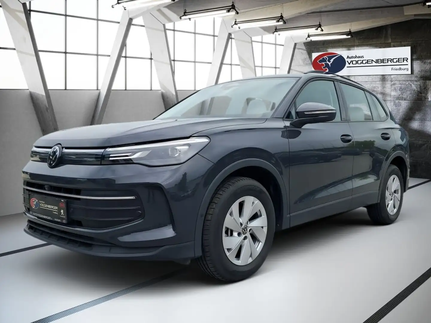 Volkswagen Tiguan 2.0 TDI 4Motion Life AHK 8Fach Grau - 1