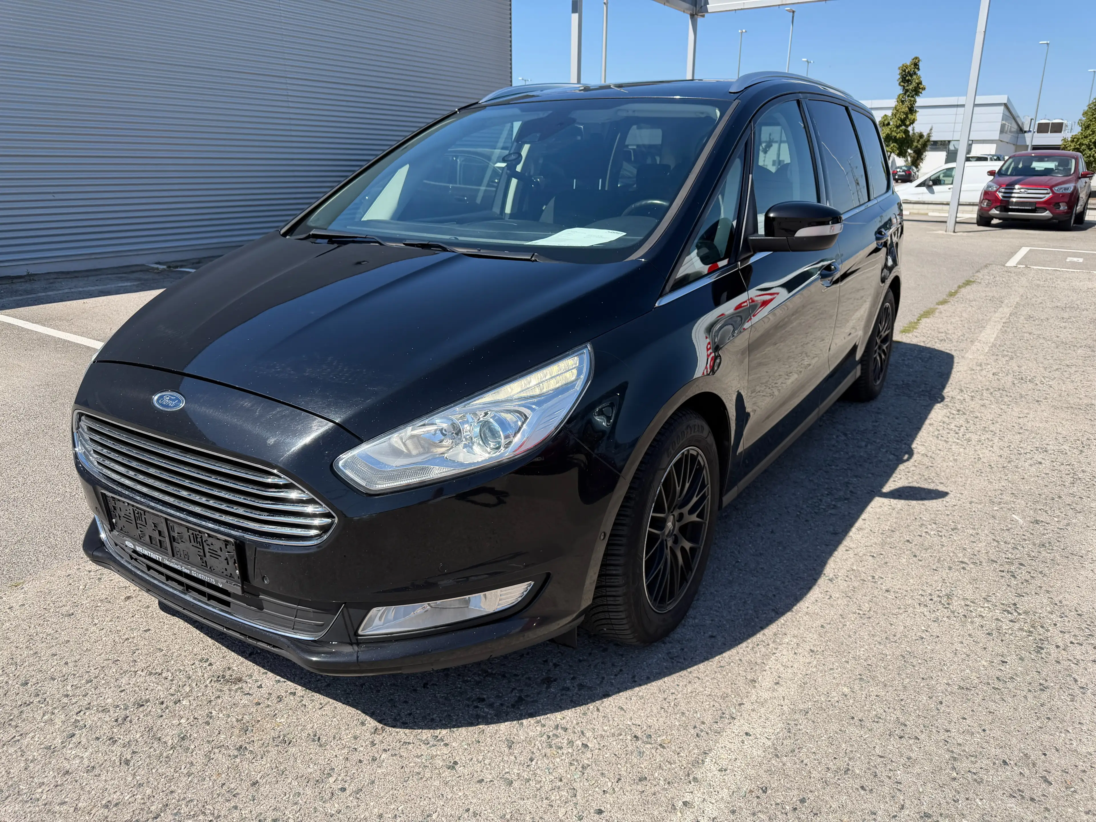 Ford Galaxy 2.0 TDCi Titanium Powershift Aut. — photo 3