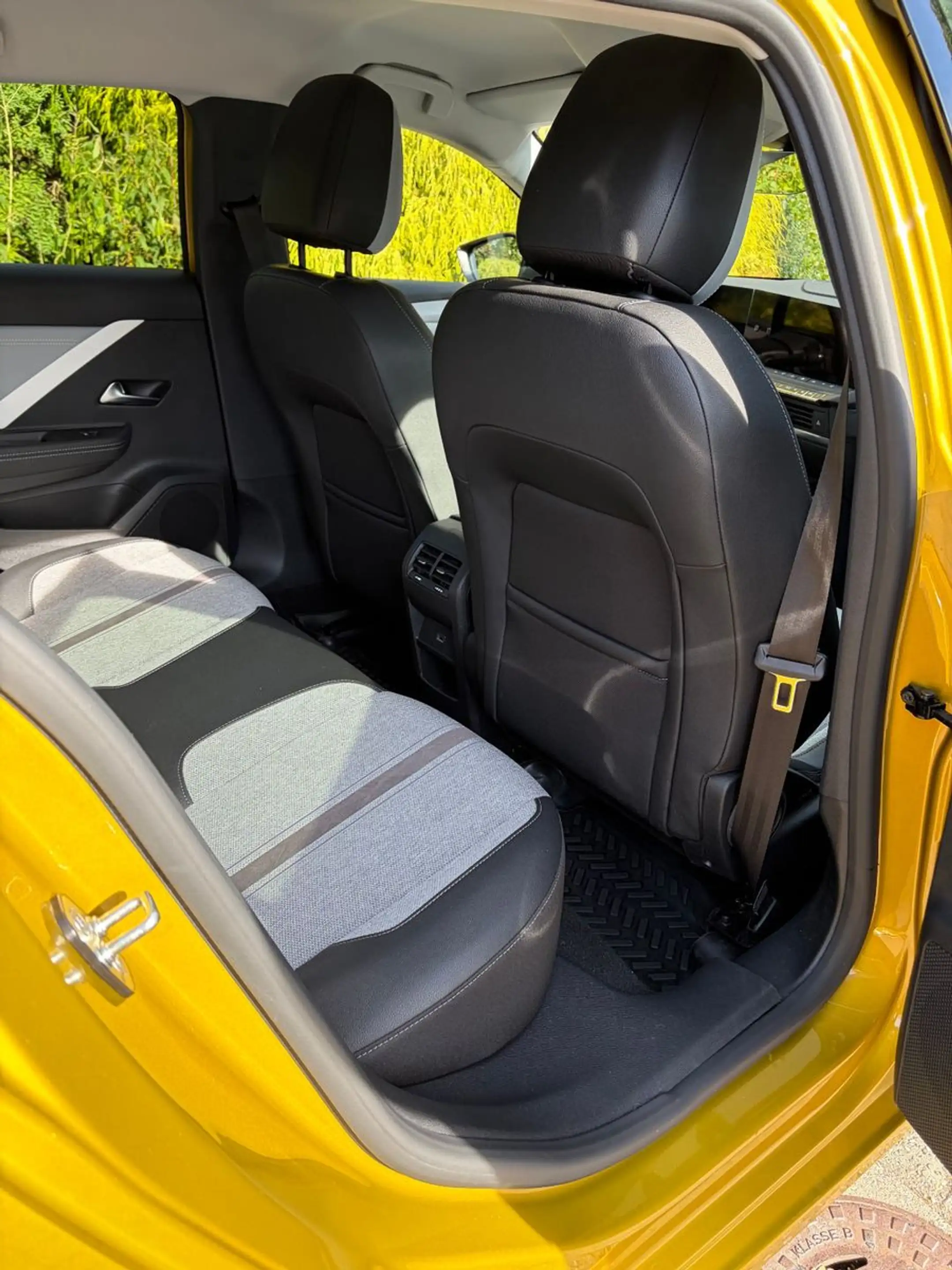 Opel Astra L Lim. 5-trg. Elegance — photo 7