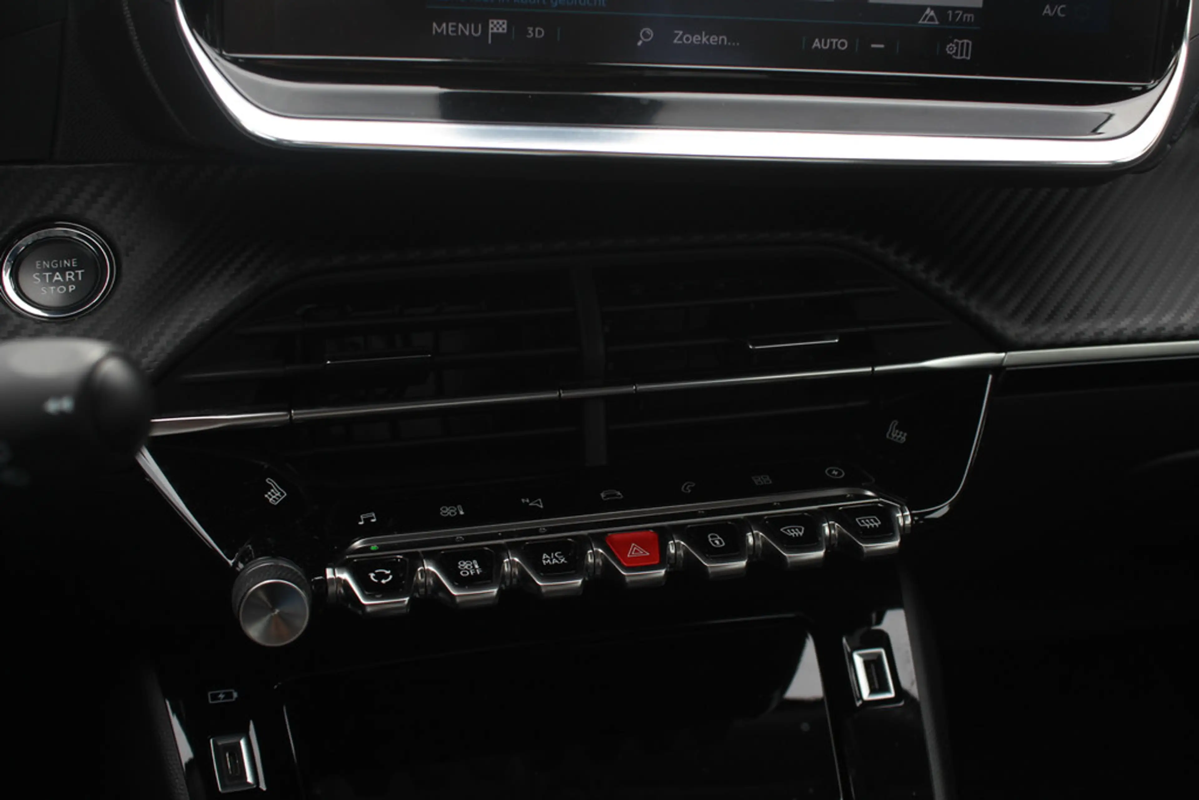 Peugeot e-2008 EV Allure Pack 50 kWh / SoH 91 % / Camera / Keyles — photo 18
