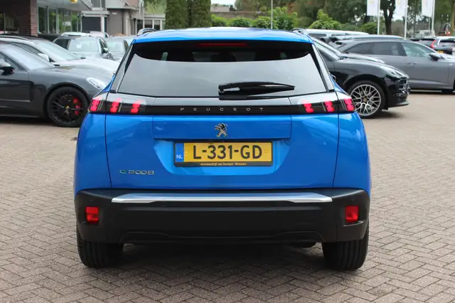 Peugeot E-2008 view 16