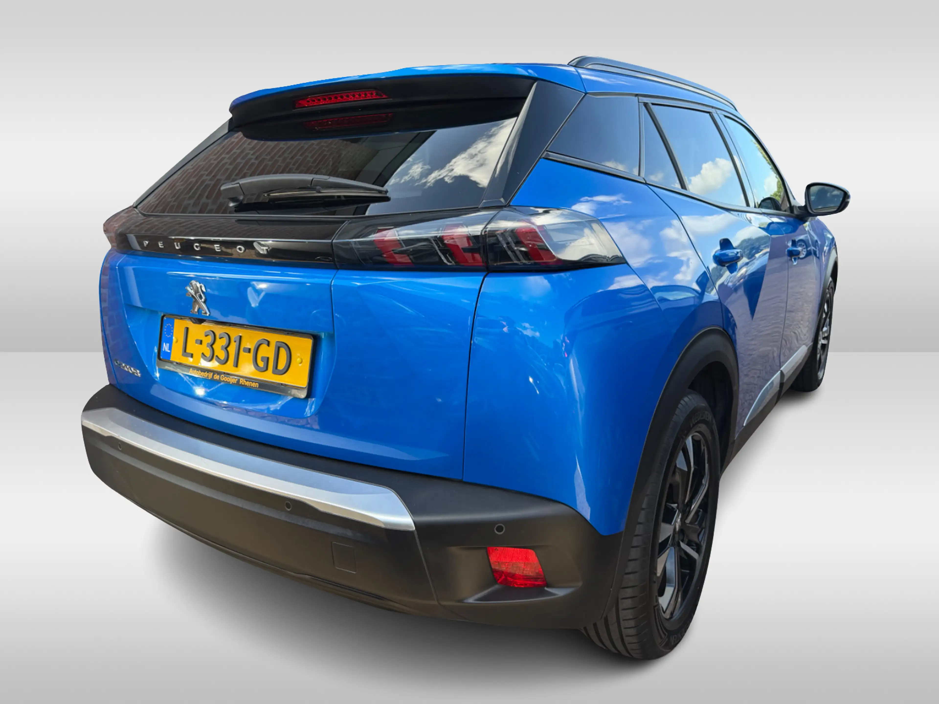 Peugeot e-2008 EV Allure Pack 50 kWh / SoH 91 % / Camera / Keyles — photo 4