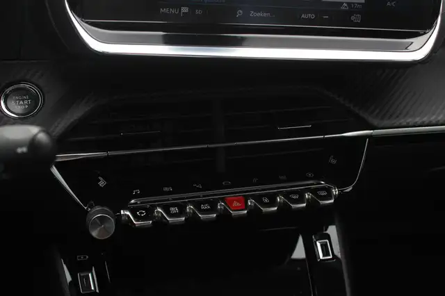 Peugeot E-2008 view 28