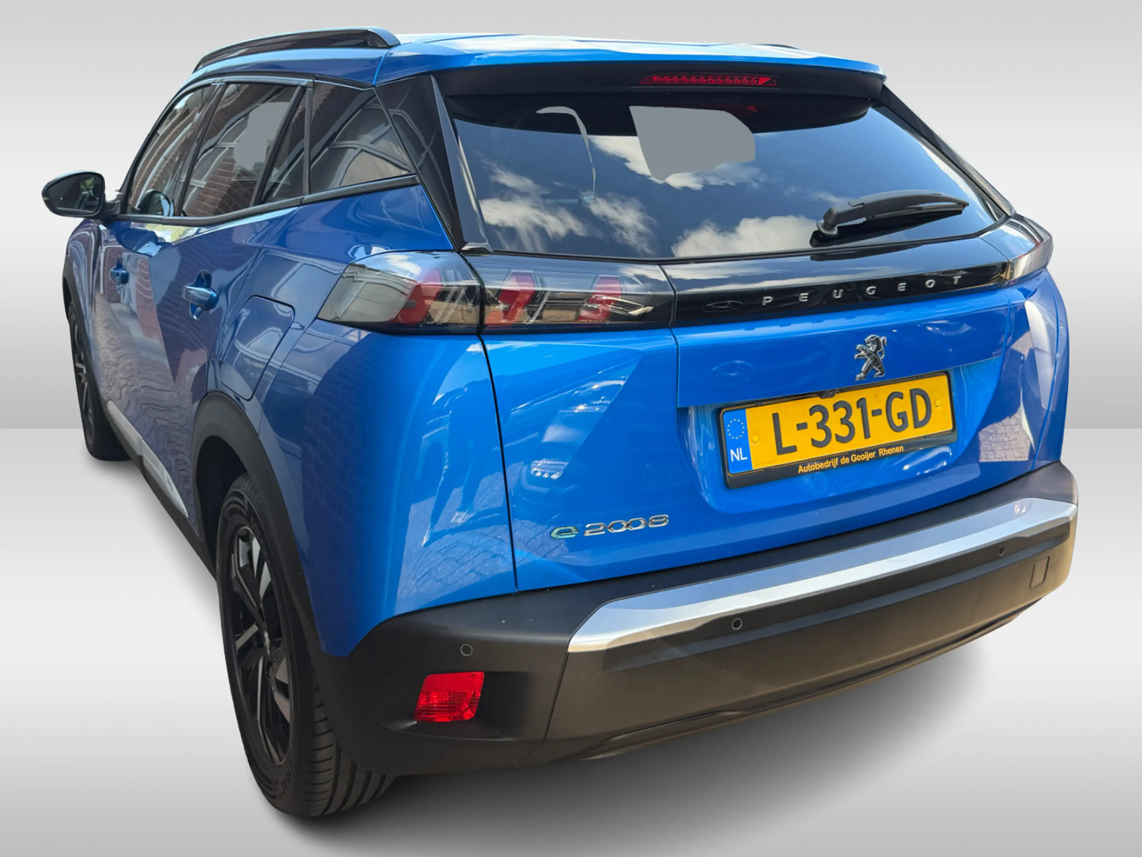Peugeot e-2008 EV Allure Pack 50 kWh / SoH 91 % / Camera / Keyles — photo 6