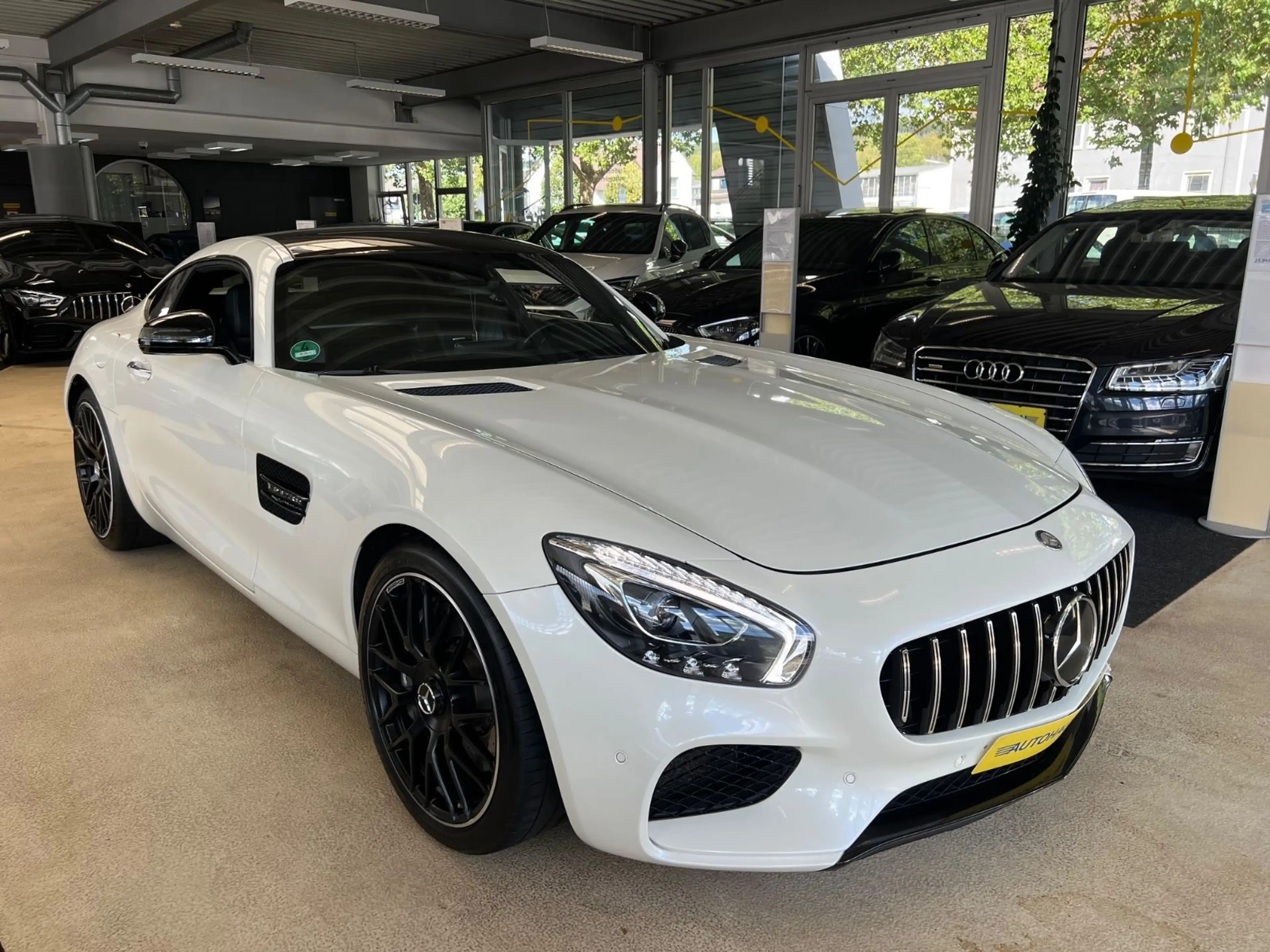 Mercedes-Benz AMG GT Coupe * DIAMANTWEIß *NIGHTP*PANO*PERFORM* — photo 9