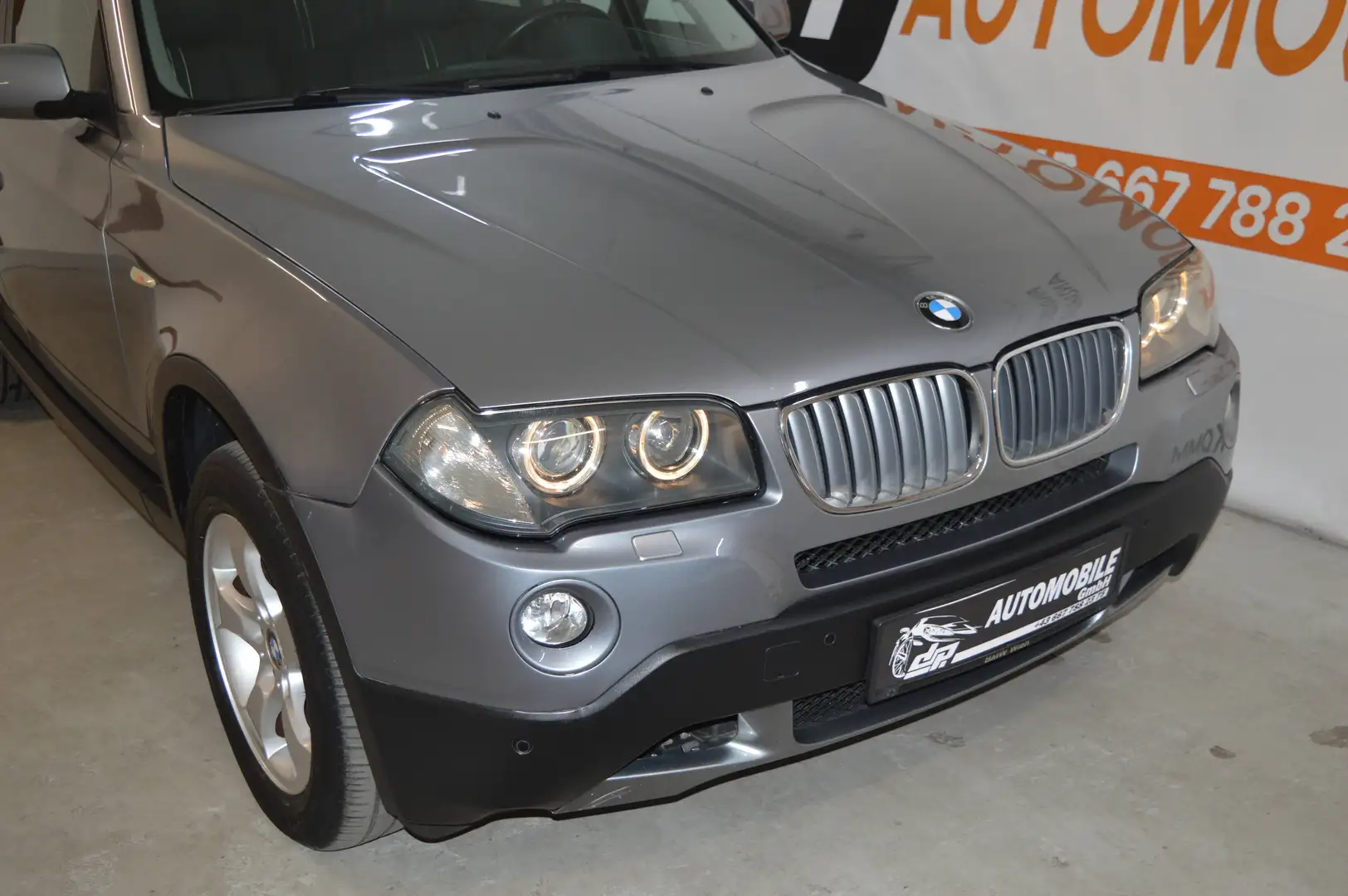 BMW X3 3.0D **2.Besitz**Original Zustand**Pickerl 03/2027** Grau - 2