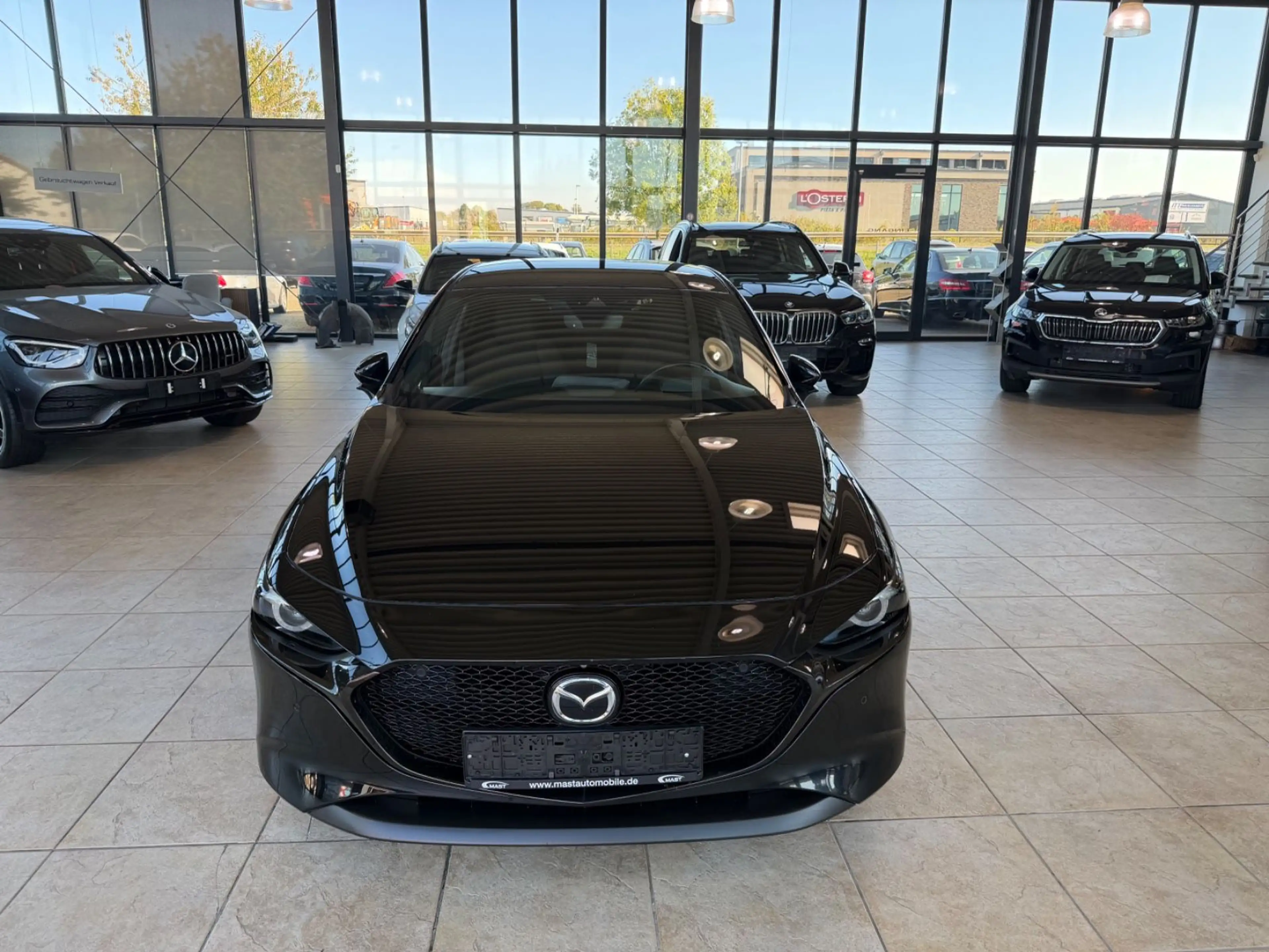 Mazda 3 Lim. 5-trg. Selection — photo 2