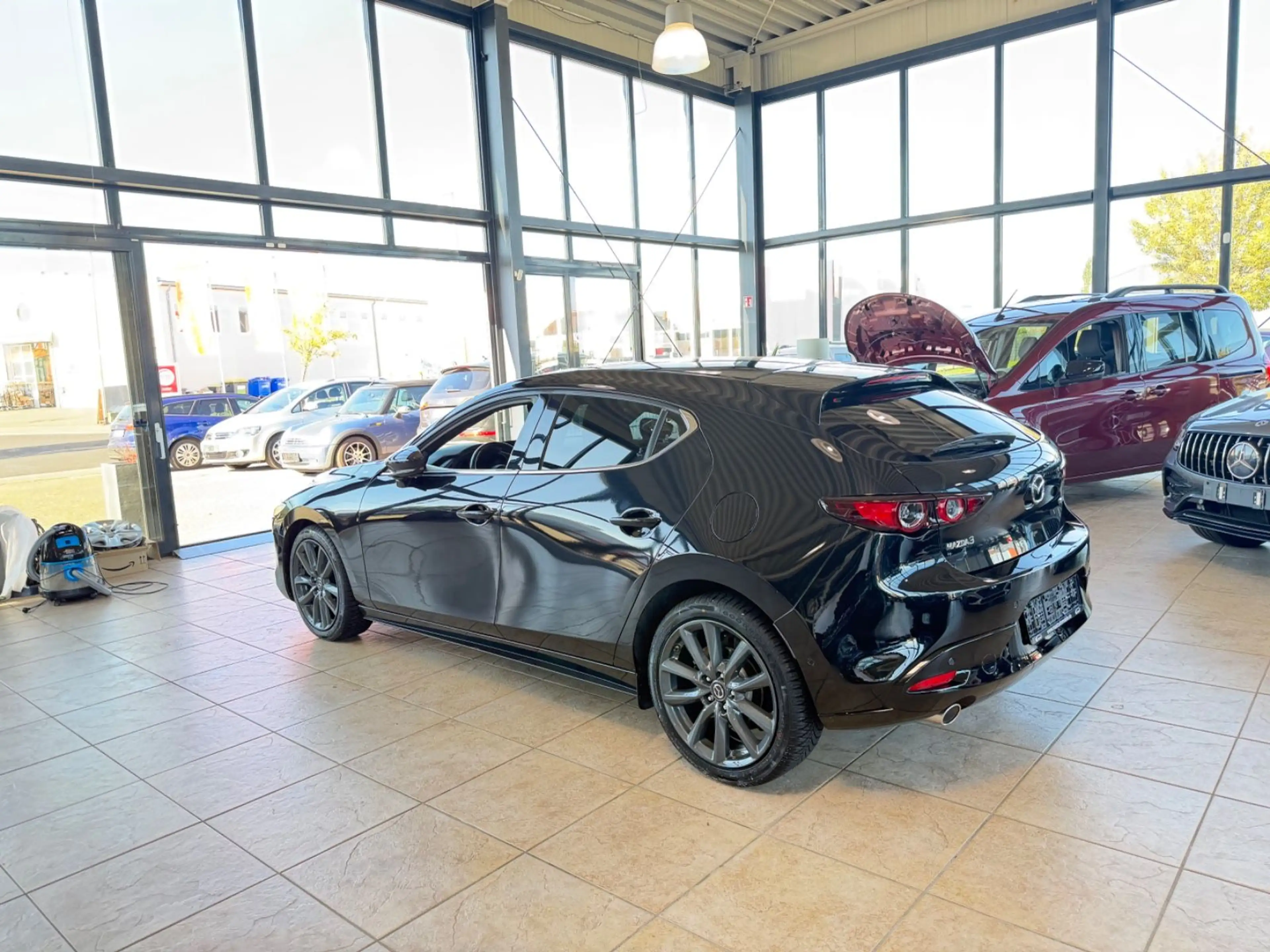 Mazda 3 Lim. 5-trg. Selection — photo 4
