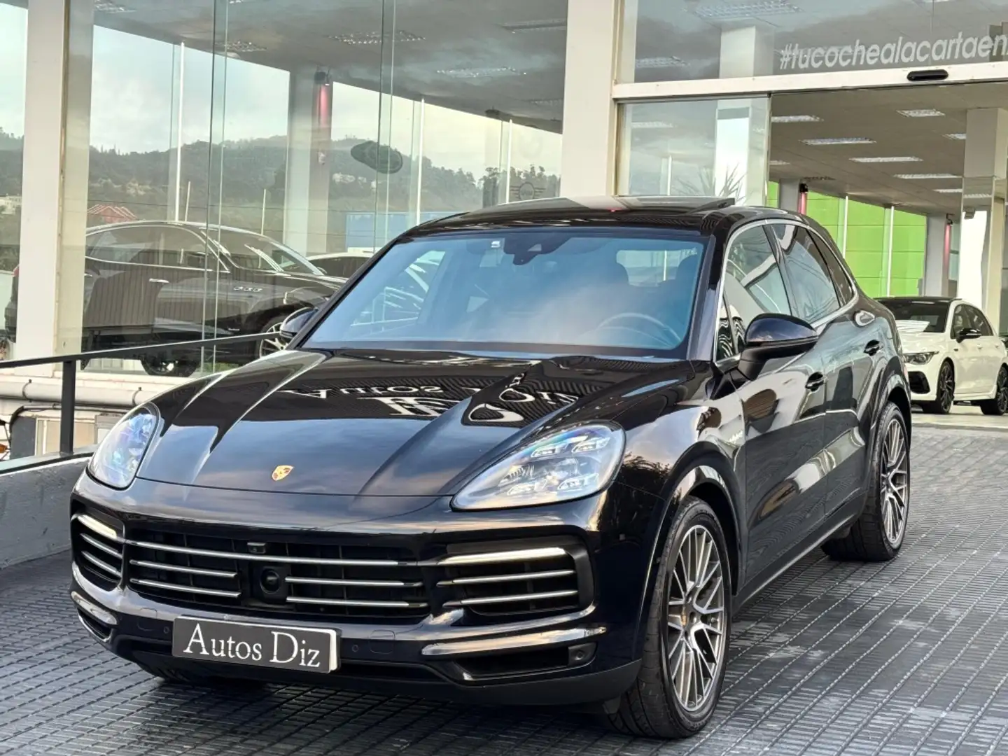 Porsche Cayenne E-Hybrid Coupé Aut. Negro - 2