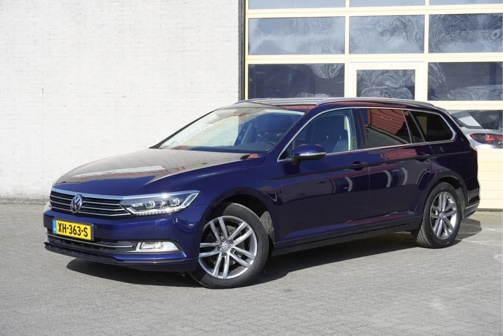 Volkswagen Passat Variant 1.5 TSI 150PK! Automaat Comfortline Business BJ201 Blauw - 2