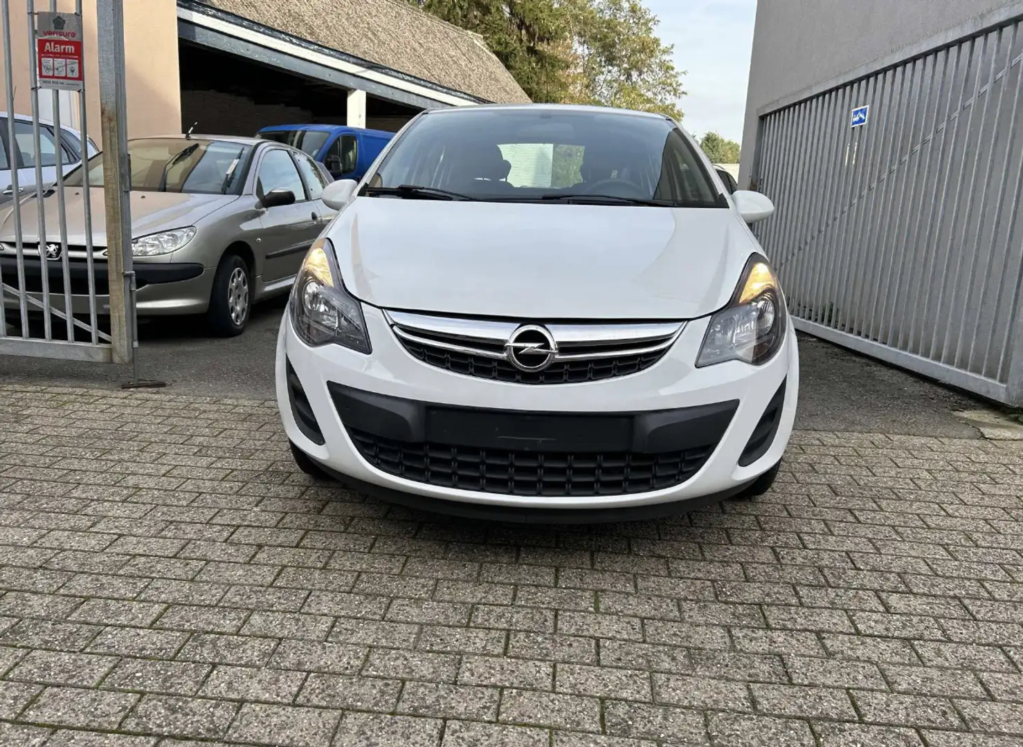 Opel Corsa Corsa 1.0i Essentia 12 mois de garantie Blanc - 2
