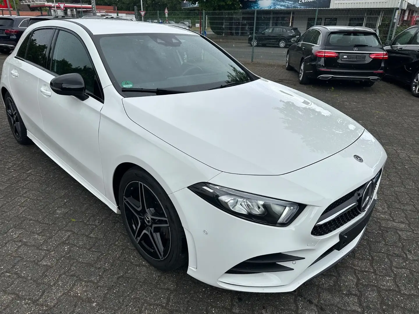 Mercedes-Benz A 180 B AMG line Night LED Kamera Digital Totwin Blanc - 2