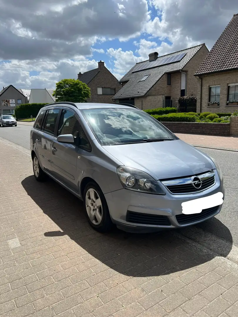 Opel Zafira 1.9 CDTI - 2