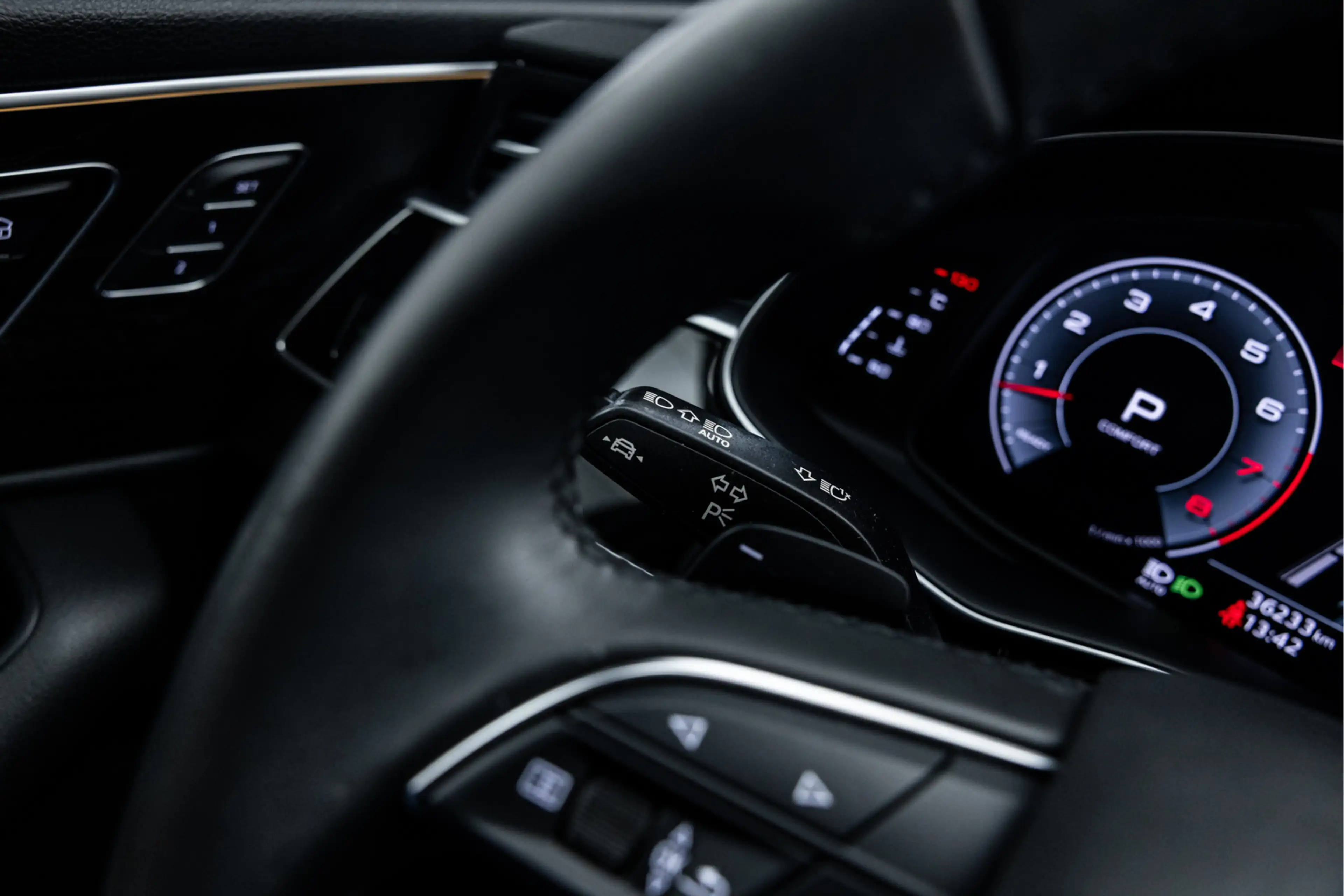 Audi Q7 55 TFSI V6 Quattro Pro Line Advanced 7p | Pano | 2 — photo 39