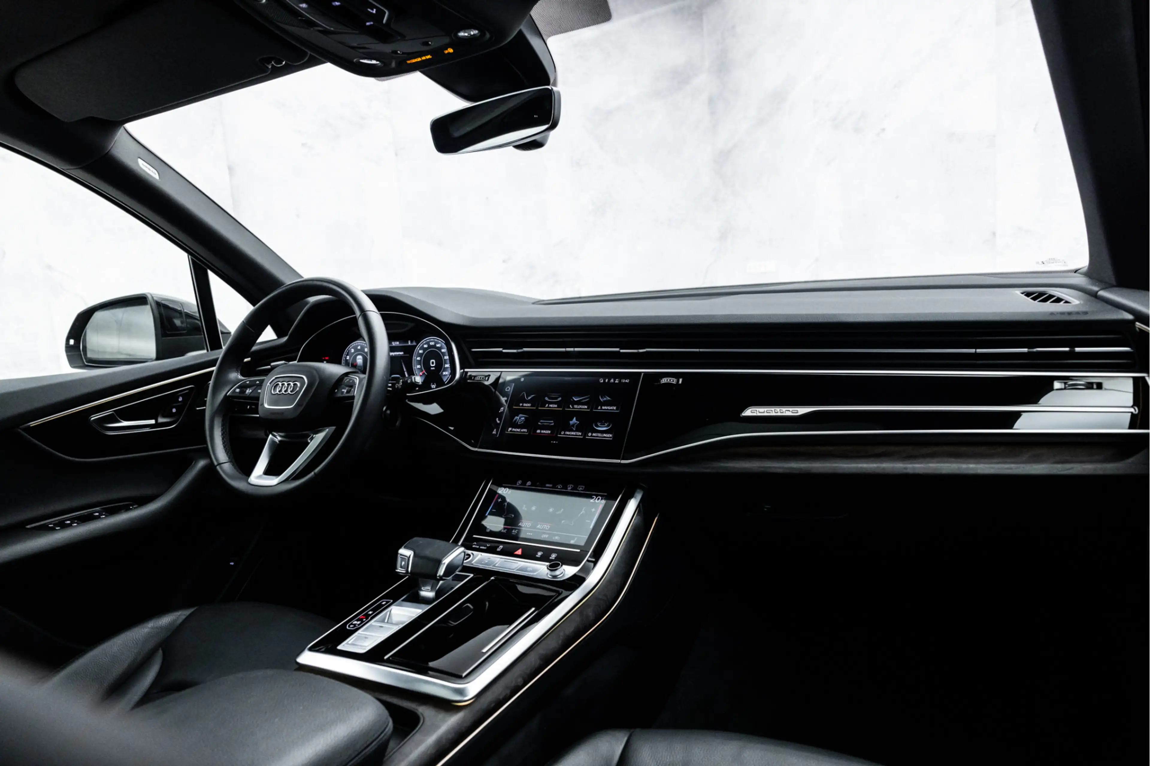 Audi Q7 55 TFSI V6 Quattro Pro Line Advanced 7p | Pano | 2 — photo 32