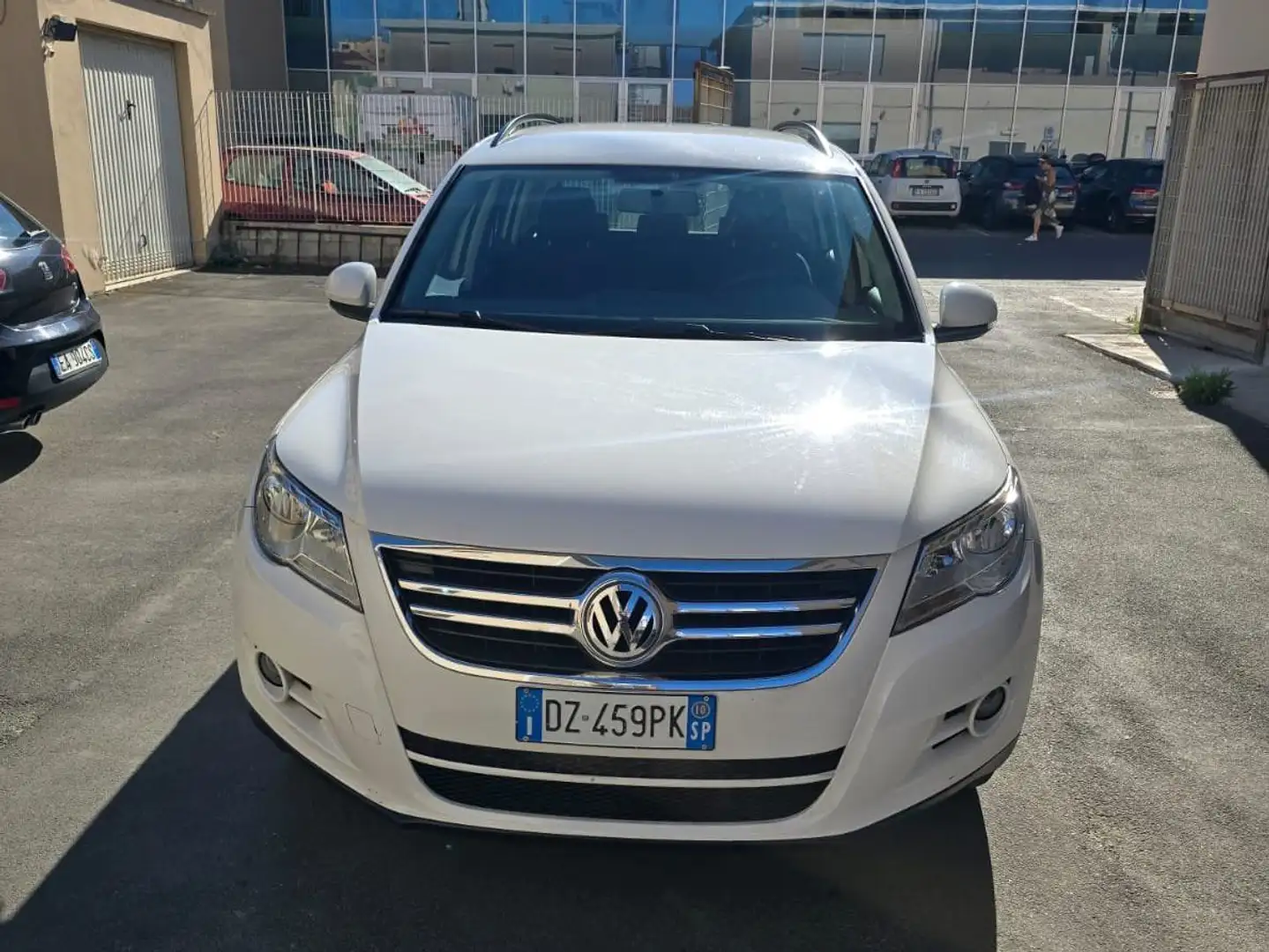 Volkswagen Tiguan Tiguan I 2011 2.0 tdi bm Trend Blanco - 2
