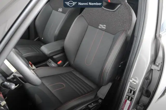 MINI Countryman view 14