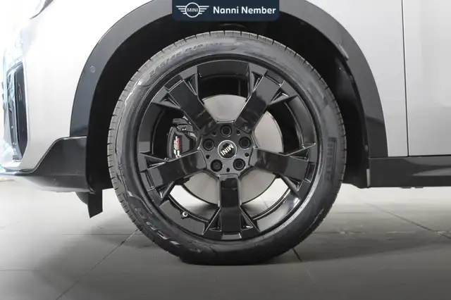 MINI Countryman view 7