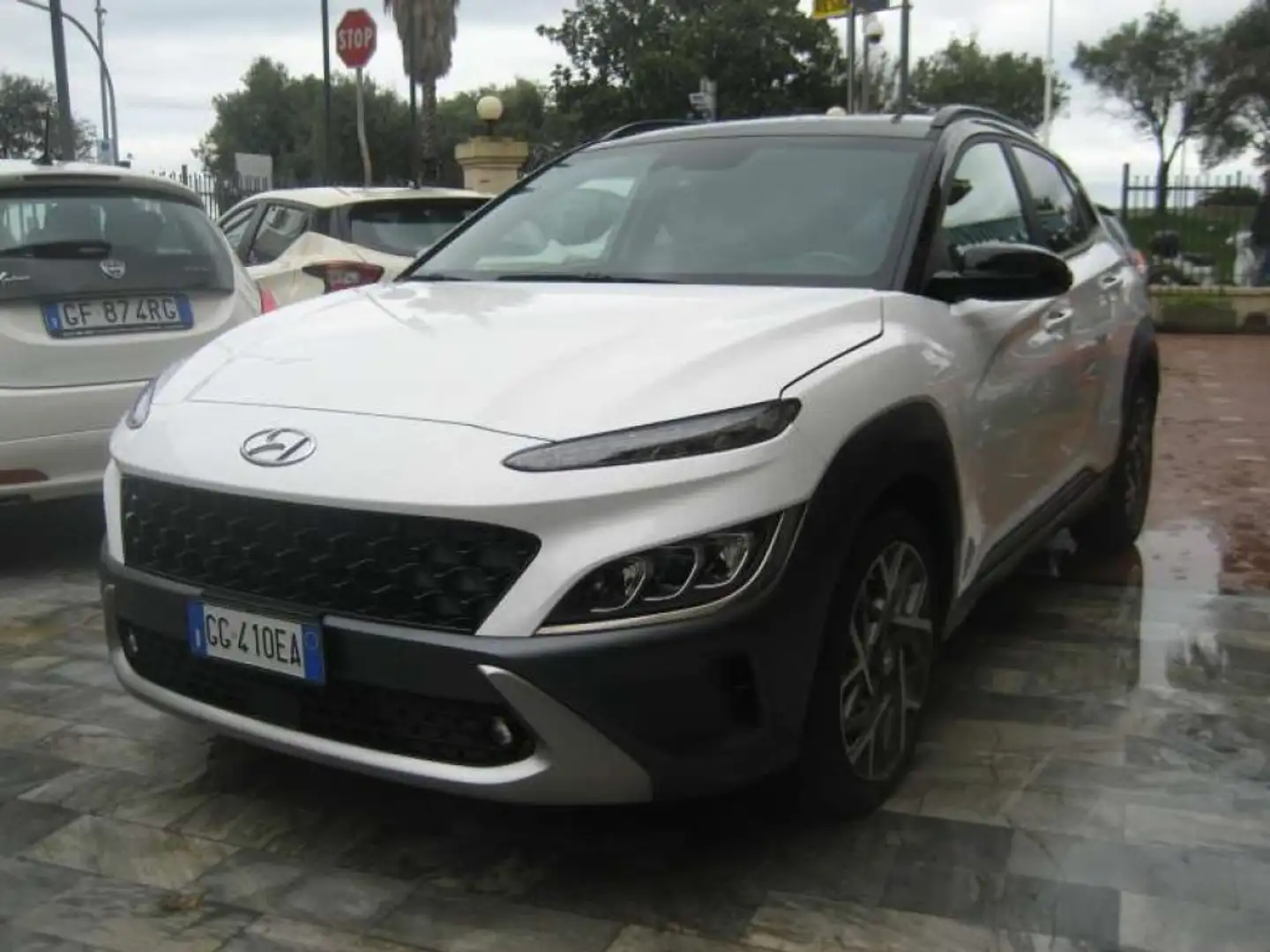 Hyundai KONA HEV 1.6 DCT X CLASS Bianco - 2