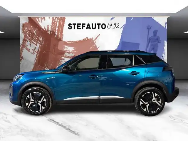 Peugeot 2008 view 4