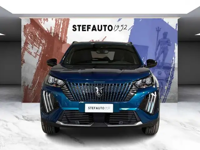 Peugeot 2008 view 2