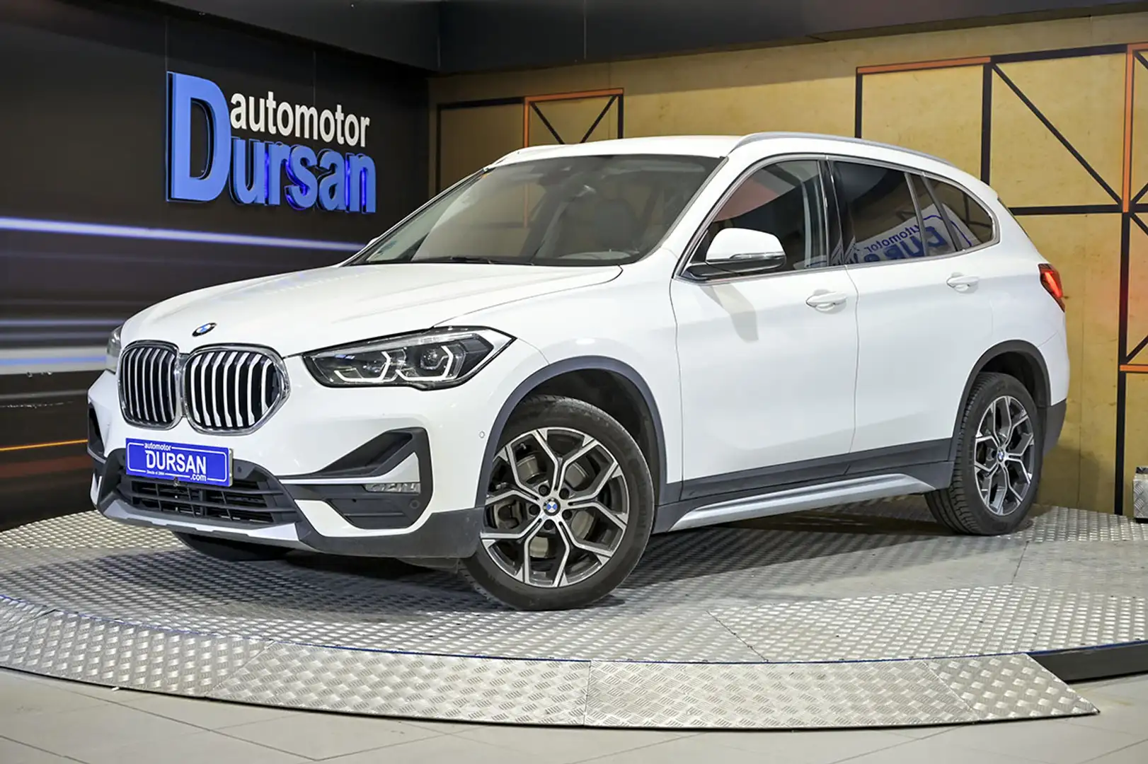 BMW X1 sDrive 20dA - 1