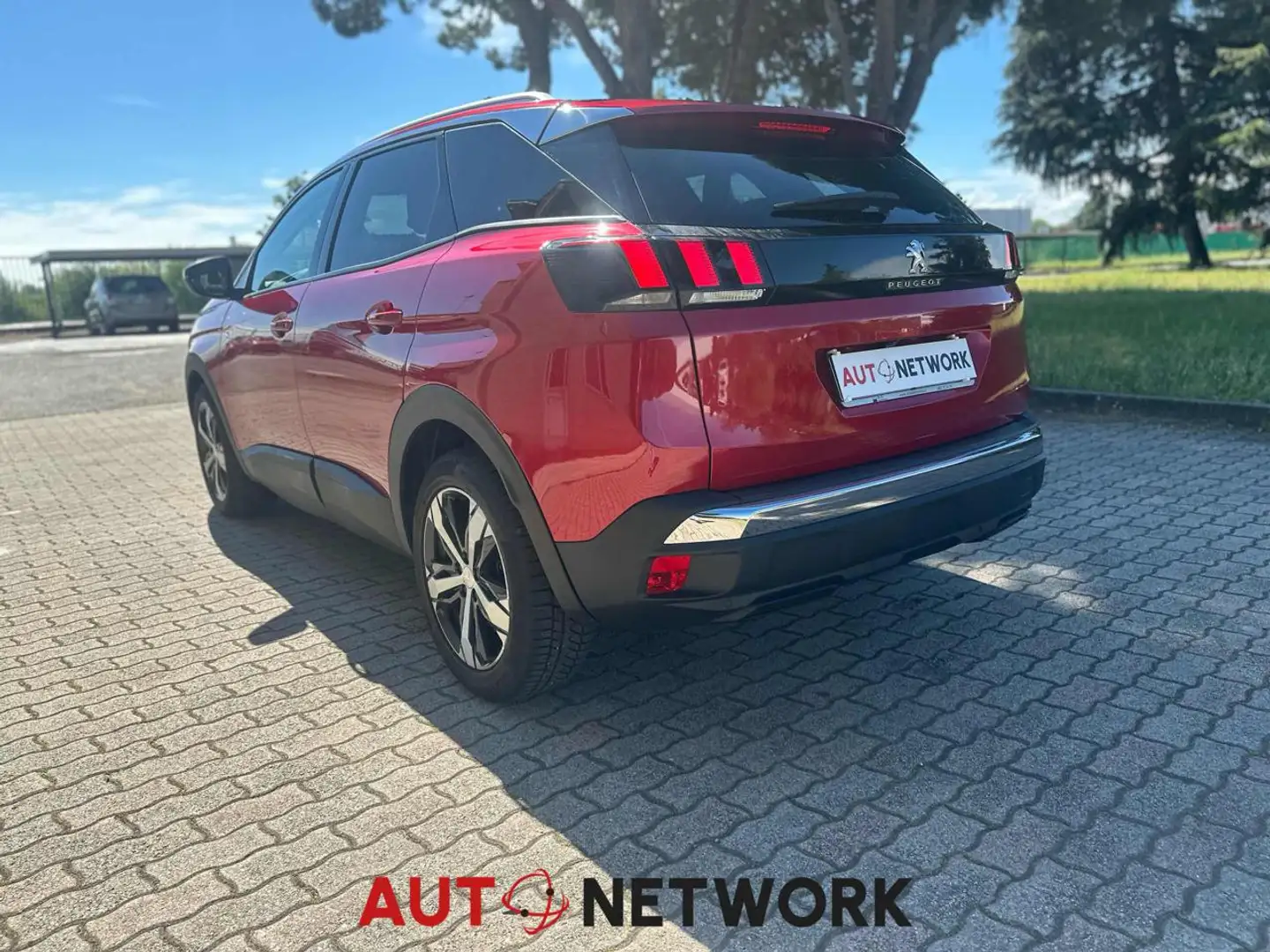 Peugeot 3008 BlueHDi 130 S&S EAT8 Business Red - 2
