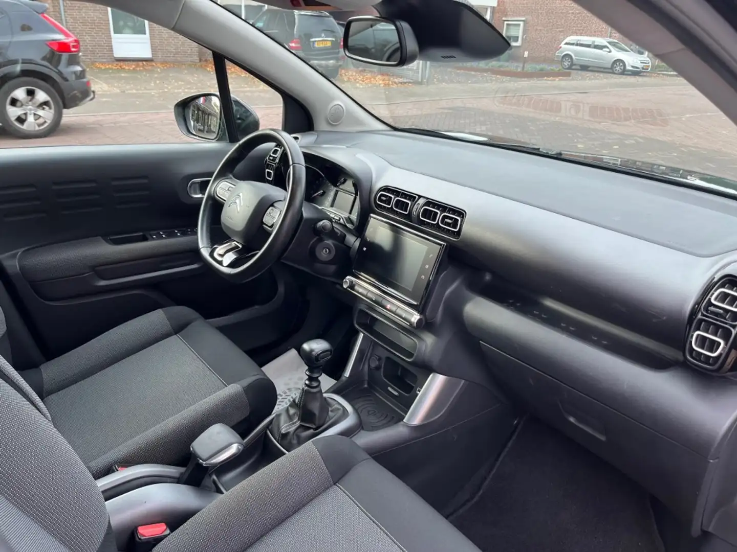 Citroen C3 Aircross 1.2 Puretech S&S FEEL / NAVI / TREKHAAK / DAB / CR Noir - 2