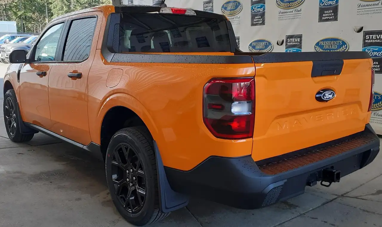 Ford Maverick снимка Ford Maverick