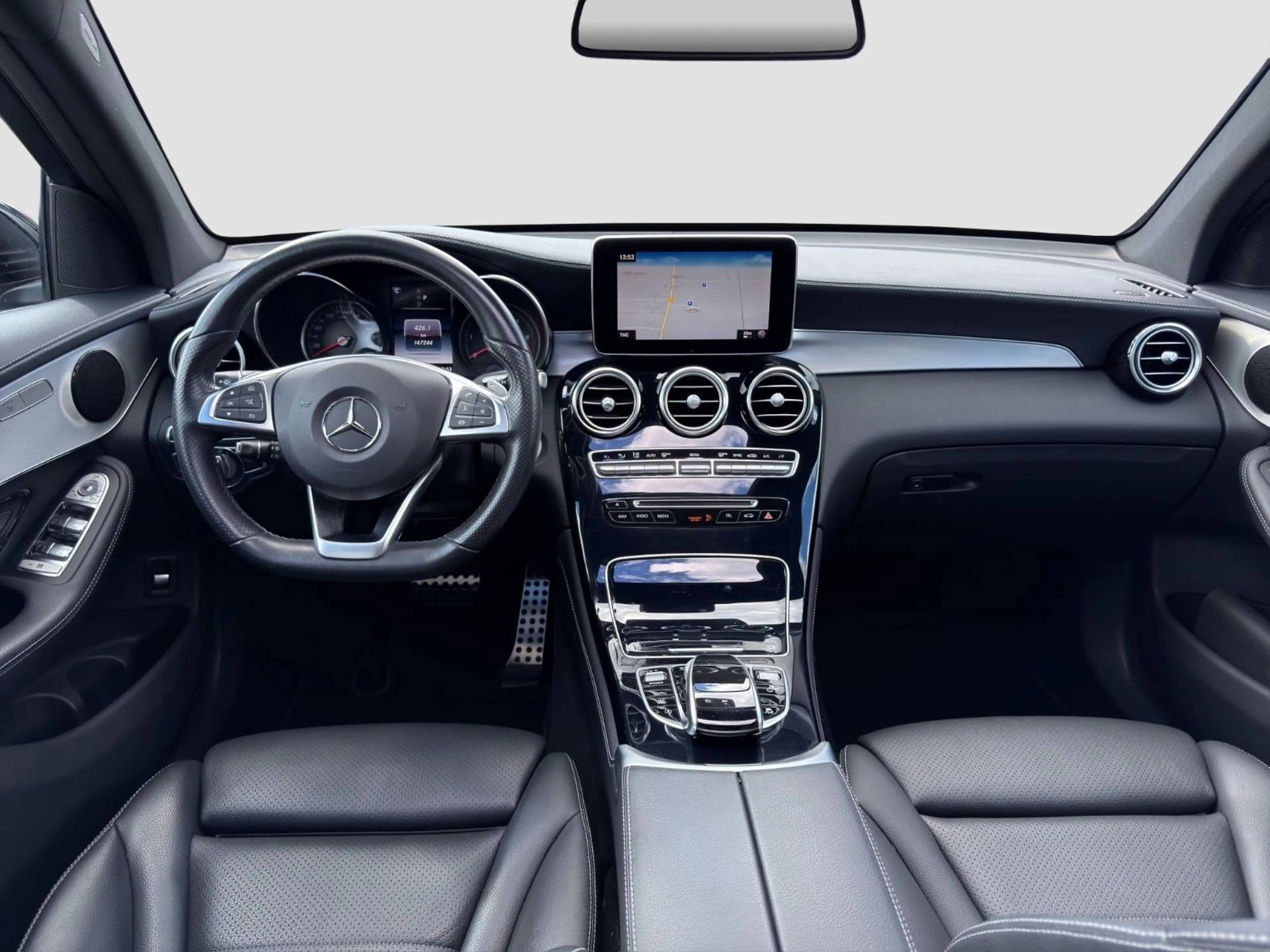 Mercedes-Benz GLC 350 d 4M AMG Line/PANO/360°/LEDER/DISTR.PLUS — photo 13