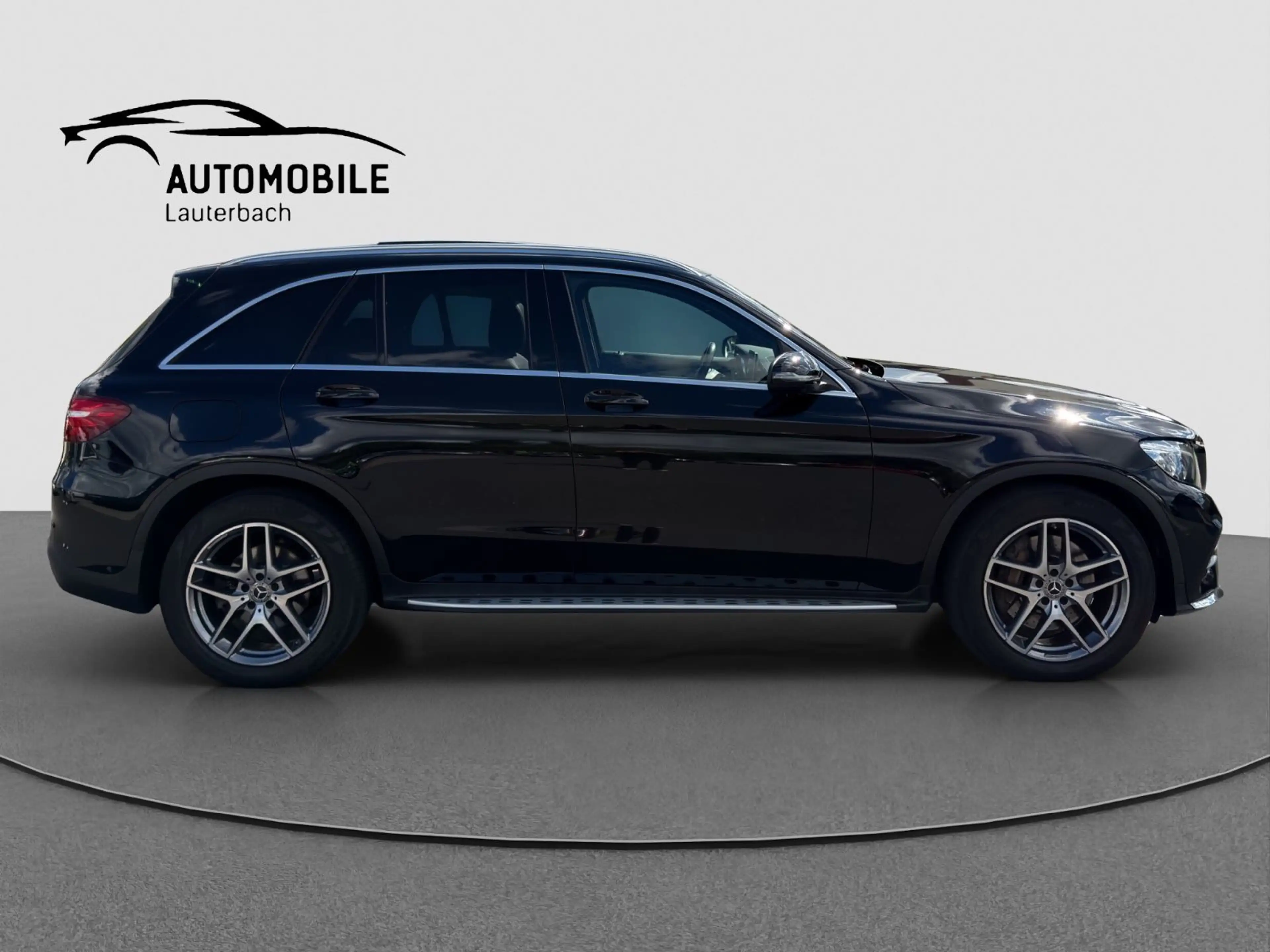 Mercedes-Benz GLC 350 d 4M AMG Line/PANO/360°/LEDER/DISTR.PLUS — photo 6