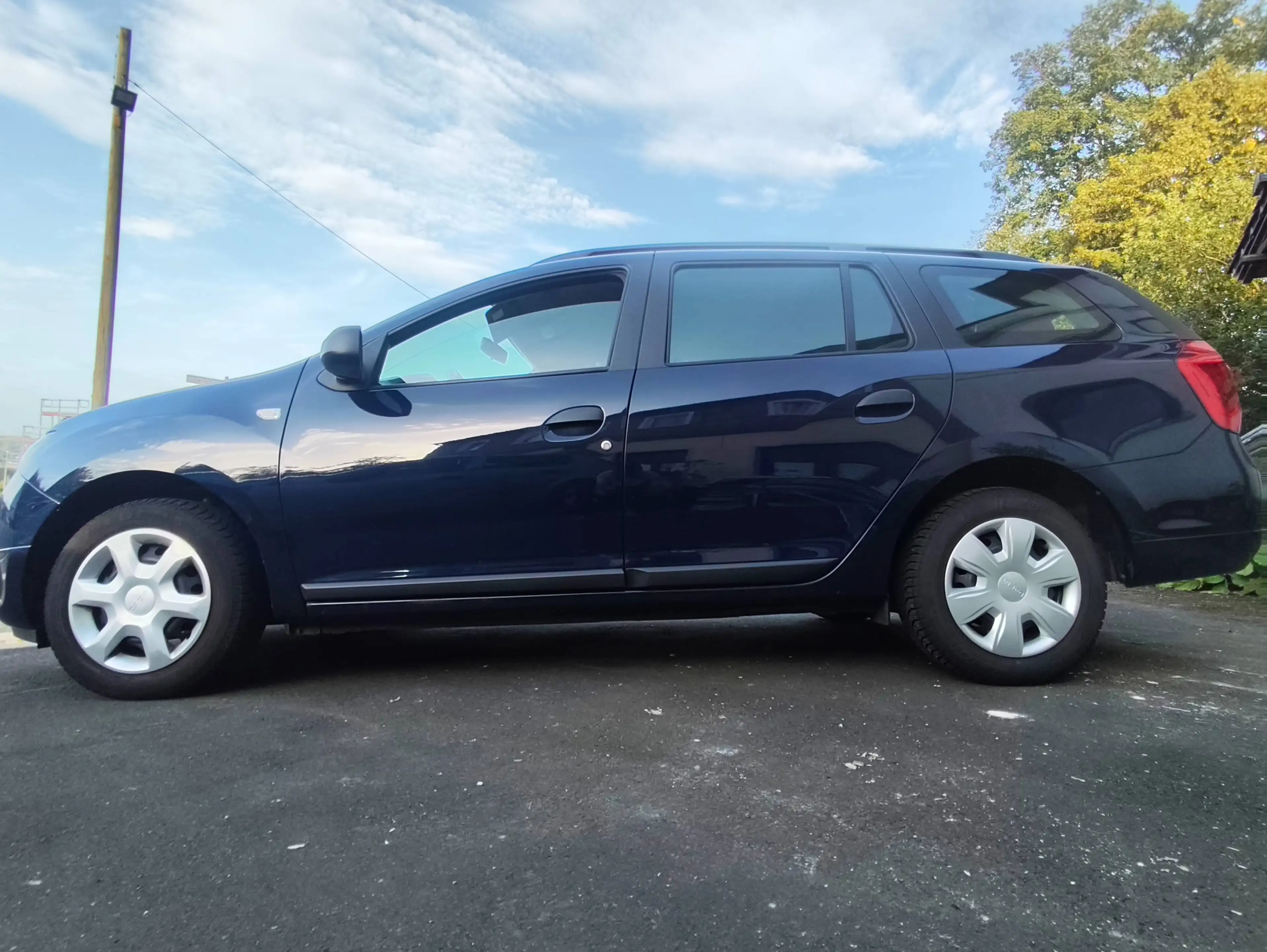 Dacia Logan 1.2 16V Ambiance/nur 33.998KM/aus 1.Hand/Scheckhgepfl./Klima/ Bluetooth/ Freisprecheinrichtung/Elektro Paket — photo 3