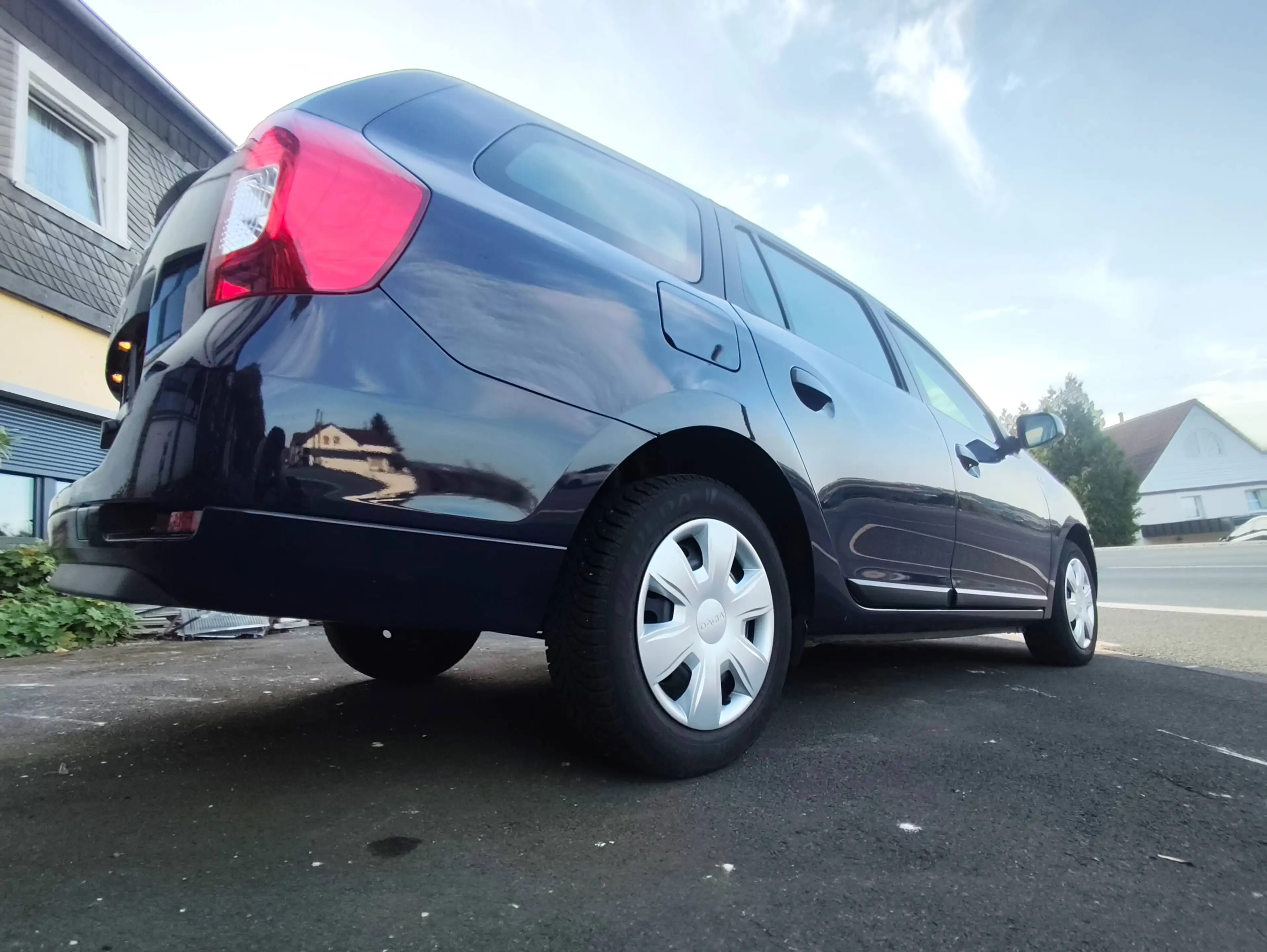 Dacia Logan 1.2 16V Ambiance/nur 33.998KM/aus 1.Hand/Scheckhgepfl./Klima/ Bluetooth/ Freisprecheinrichtung/Elektro Paket — photo 4