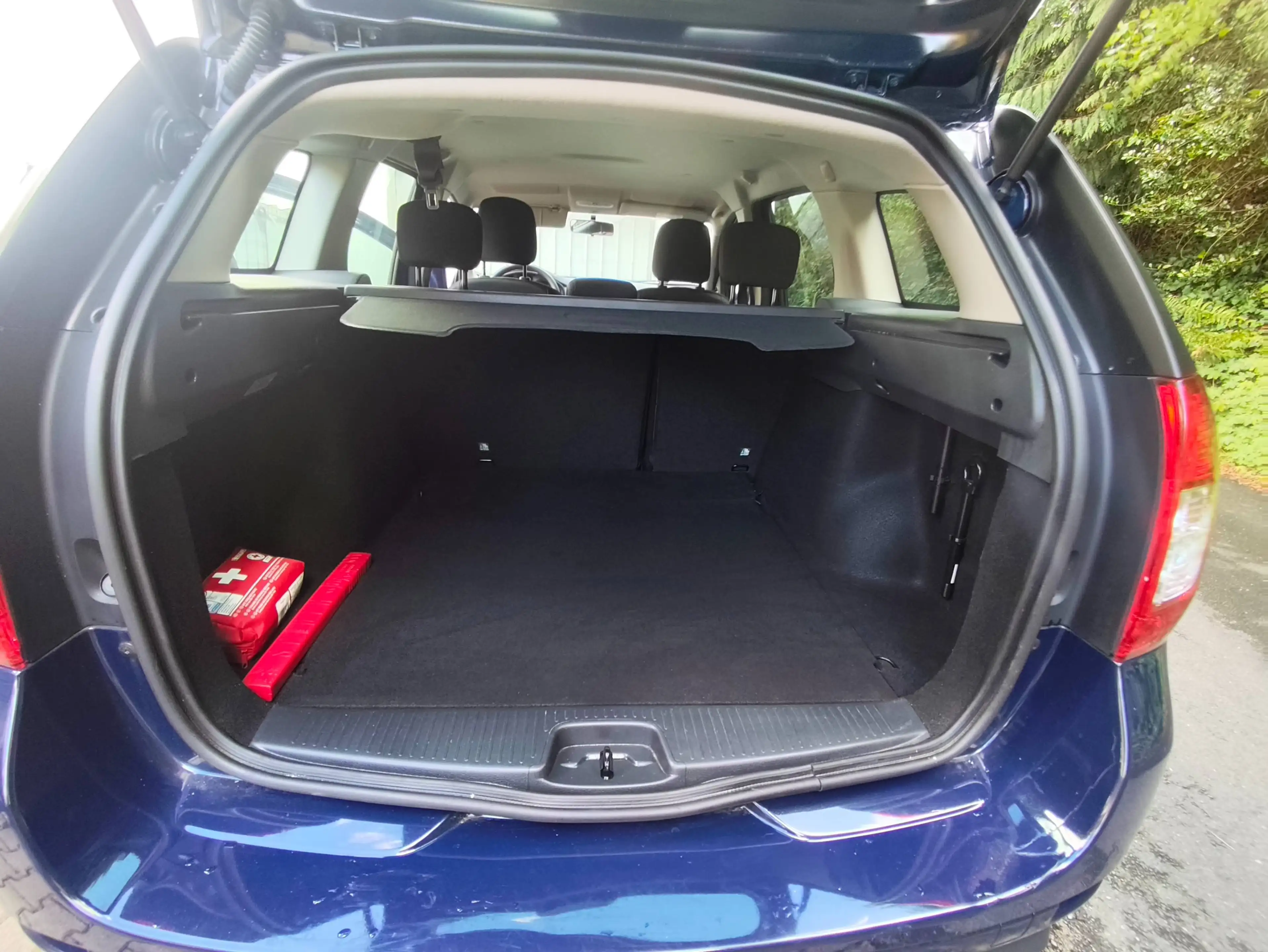 Dacia Logan 1.2 16V Ambiance/nur 33.998KM/aus 1.Hand/Scheckhgepfl./Klima/ Bluetooth/ Freisprecheinrichtung/Elektro Paket — photo 12