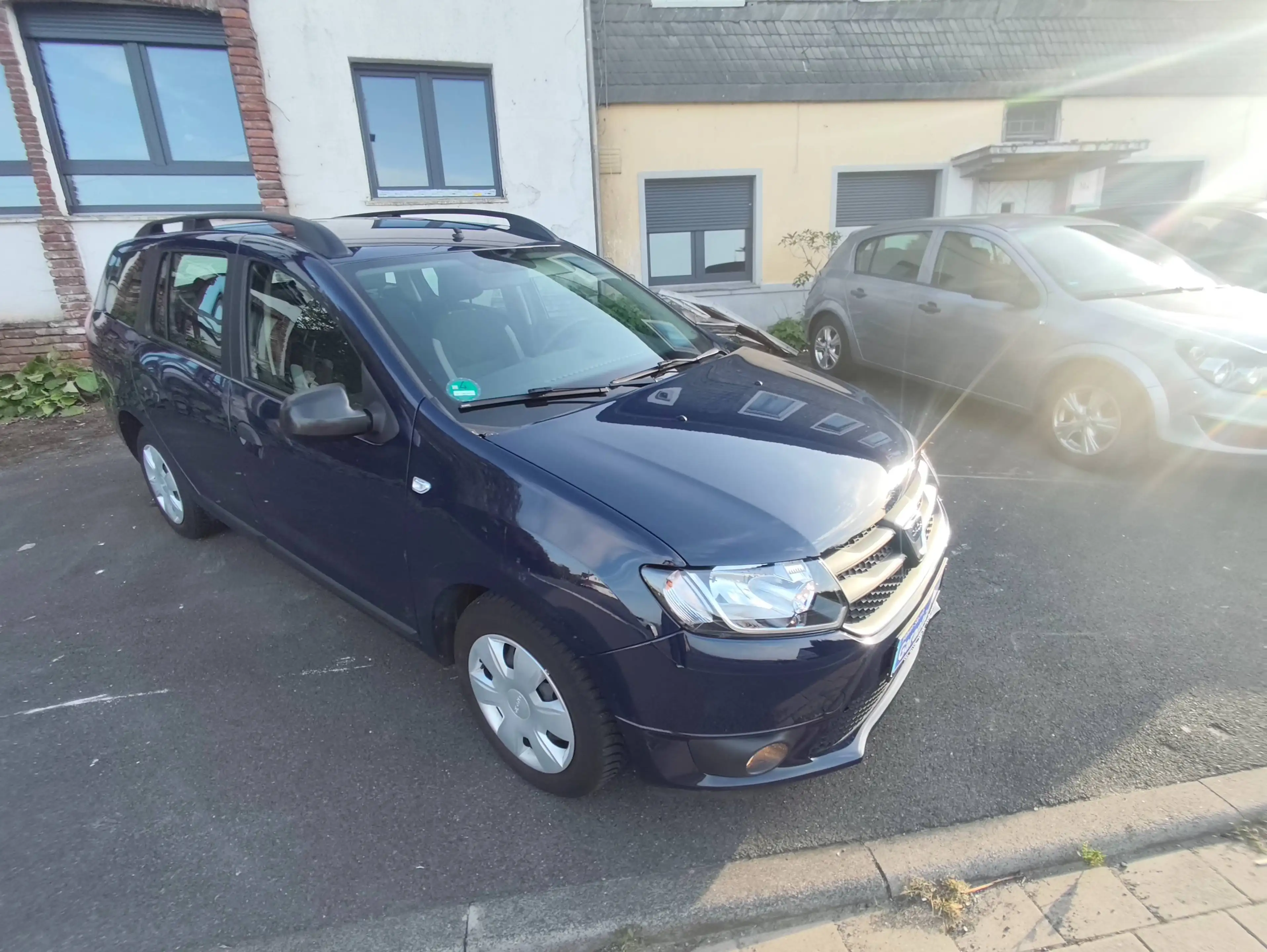Dacia Logan 1.2 16V Ambiance/nur 33.998KM/aus 1.Hand/Scheckhgepfl./Klima/ Bluetooth/ Freisprecheinrichtung/Elektro Paket — photo 15