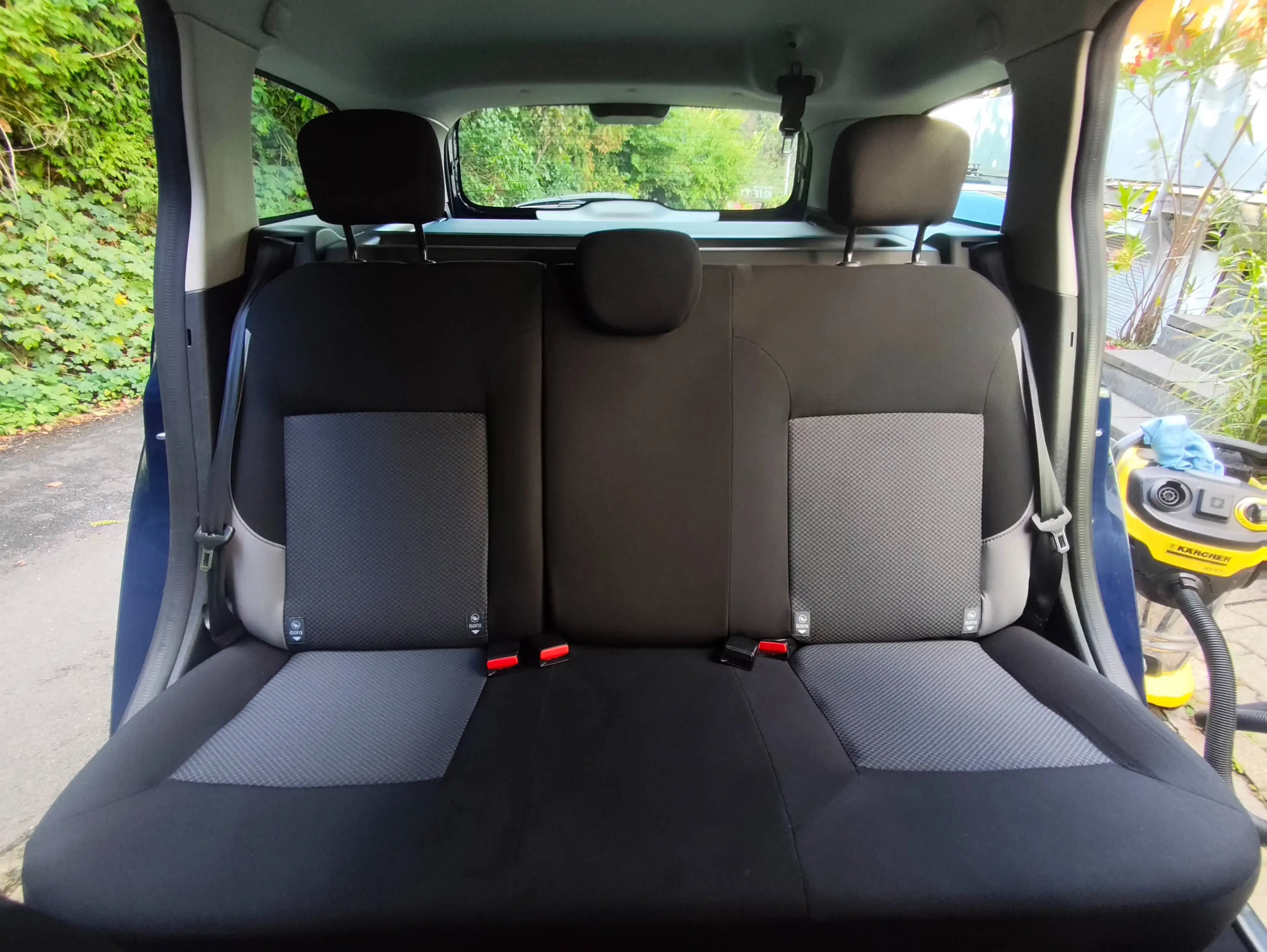 Dacia Logan 1.2 16V Ambiance/nur 33.998KM/aus 1.Hand/Scheckhgepfl./Klima/ Bluetooth/ Freisprecheinrichtung/Elektro Paket — photo 9