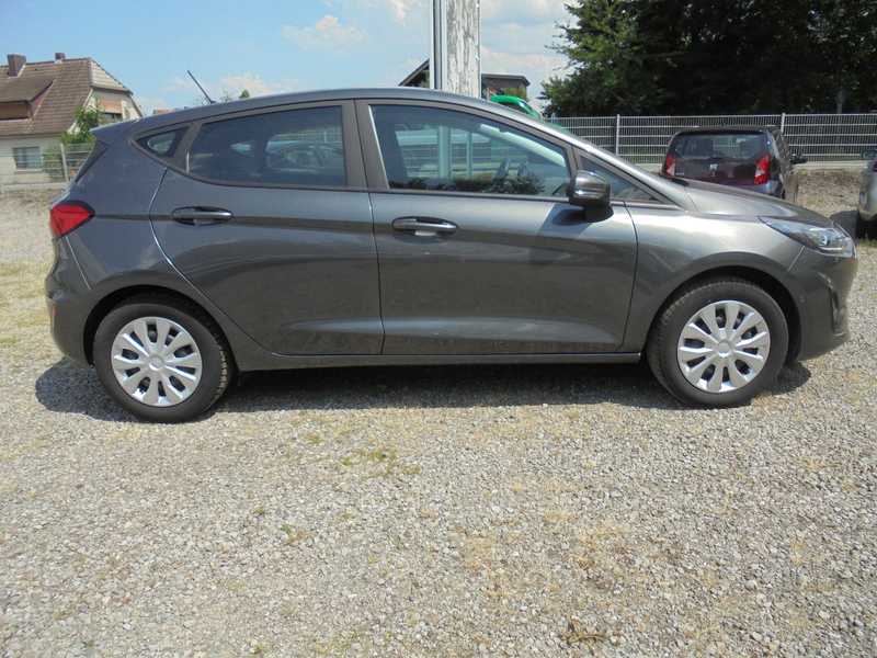 Ford Fiesta 1.1 12V Exclusive Cool & Connect 1. Hand — photo 7