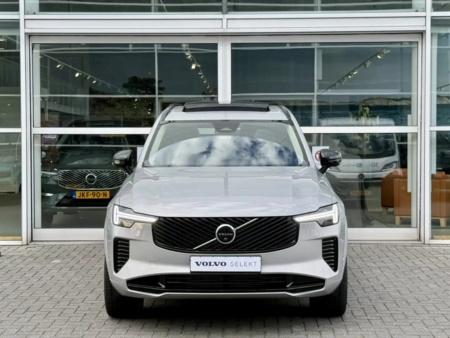 Volvo XC90 T8 455PK Recharge Ultra Dark| Full Options! Luchtv Zilver - 2