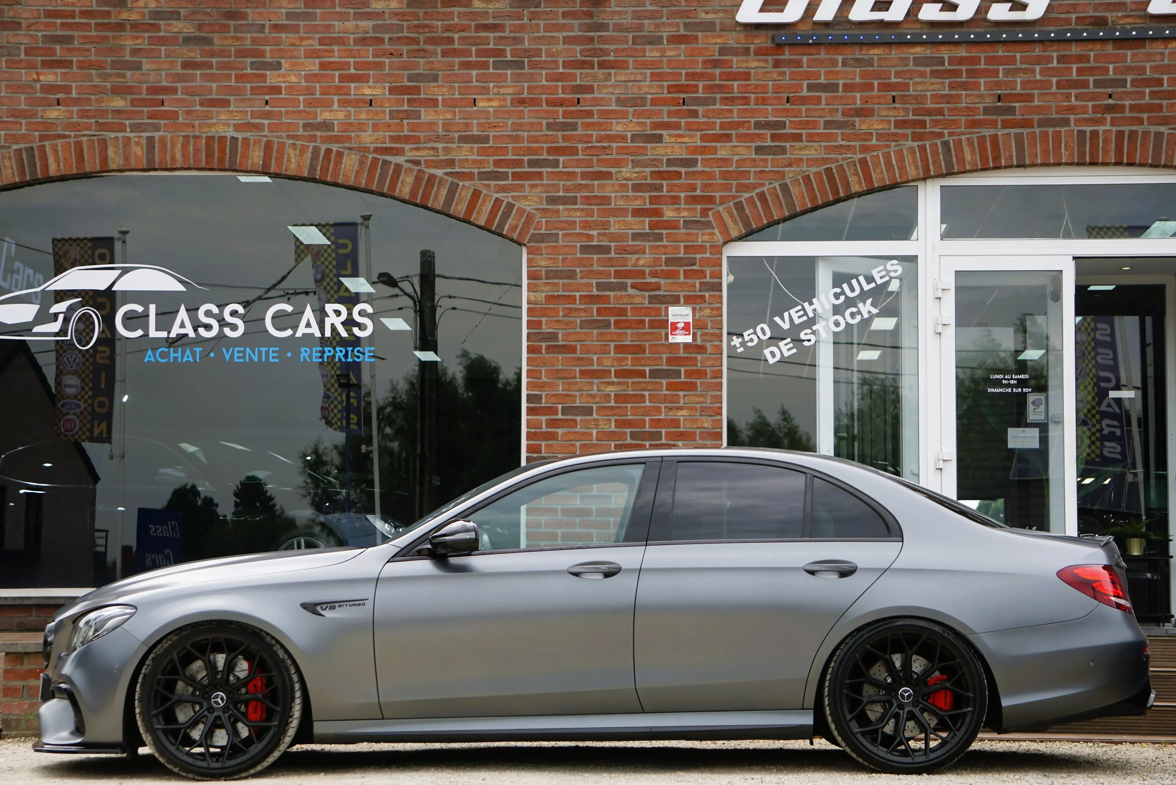 Mercedes-Benz E 63 AMG 4-MATIC+ S MAXTON DESIGN CARNET COMPLET MERCEDES — photo 8