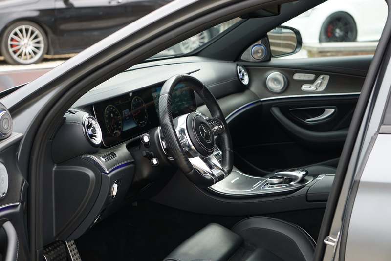 Mercedes-Benz E 63 AMG 4-MATIC+ S MAXTON DESIGN CARNET COMPLET MERCEDES — photo 9
