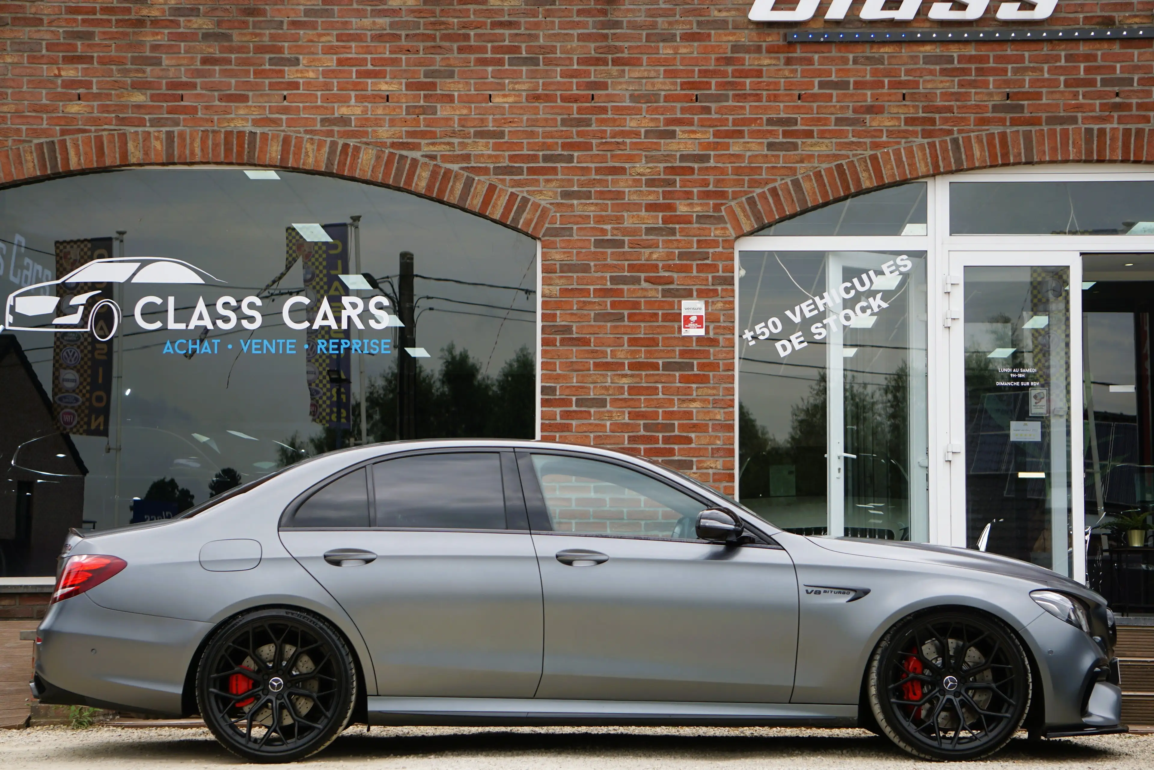 Mercedes-Benz E 63 AMG 4-MATIC+ S MAXTON DESIGN CARNET COMPLET MERCEDES — photo 7